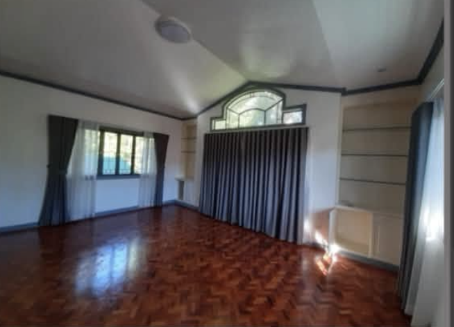 4-BedroomHouseandLotforLeaseinAyalaAlabang,Muntinlupa-6.jpg