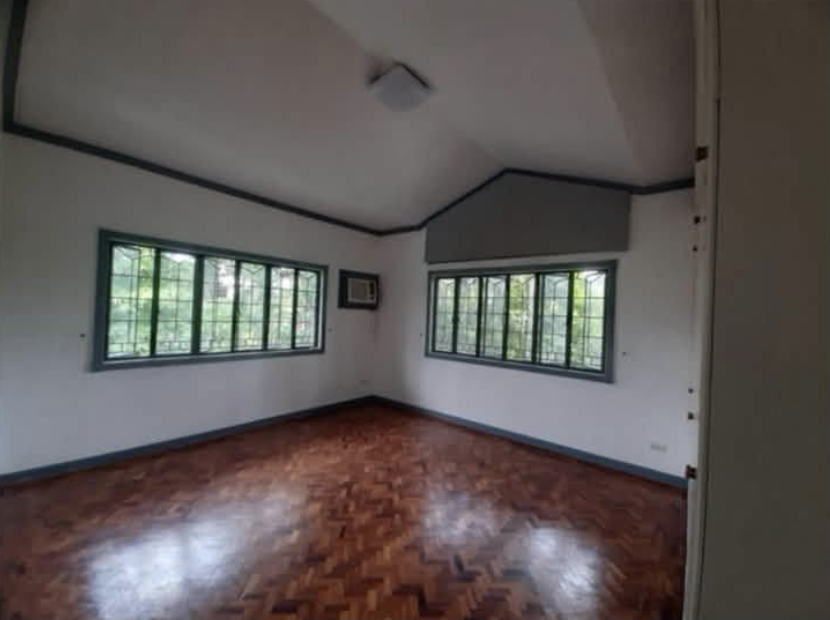 4-BedroomHouseandLotforLeaseinAyalaAlabang,Muntinlupa-8.jpg