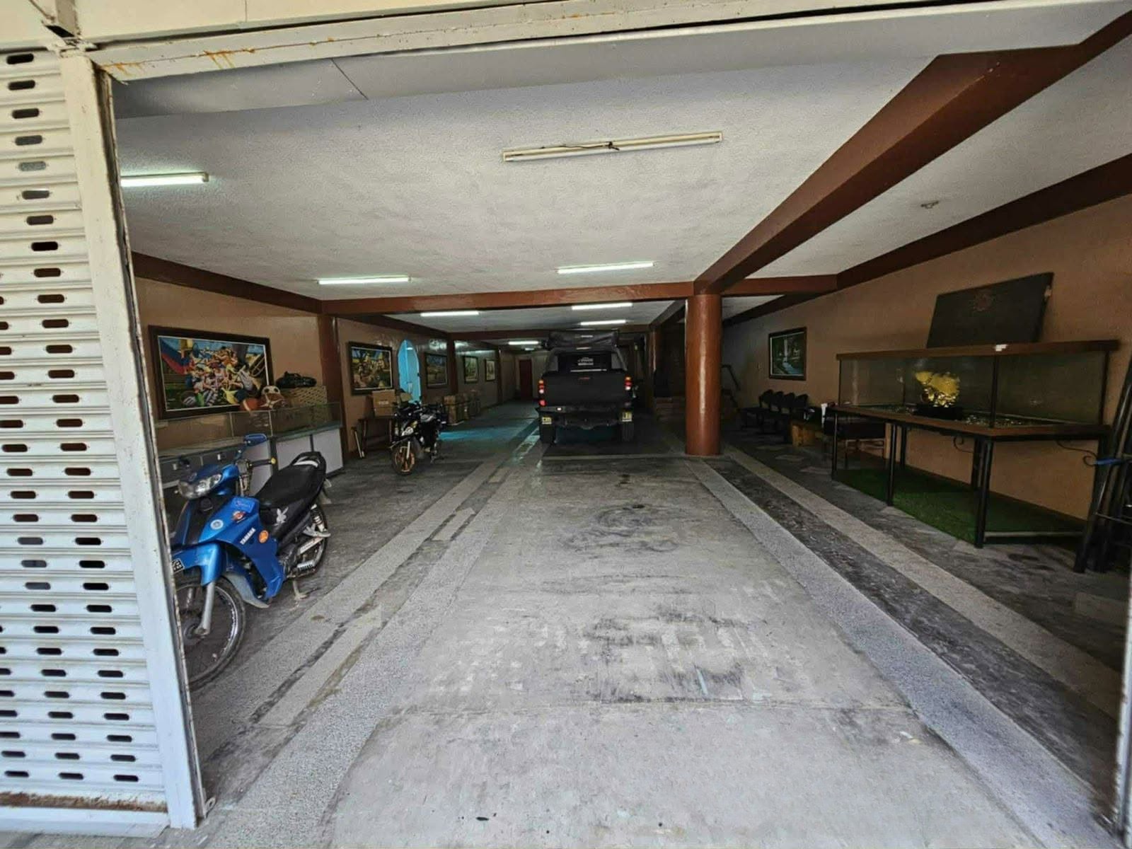 Grand5-BedroomResthouseforSaleinStatelandHillsSubd.,GeneralTrias,Cavite-3.jpg