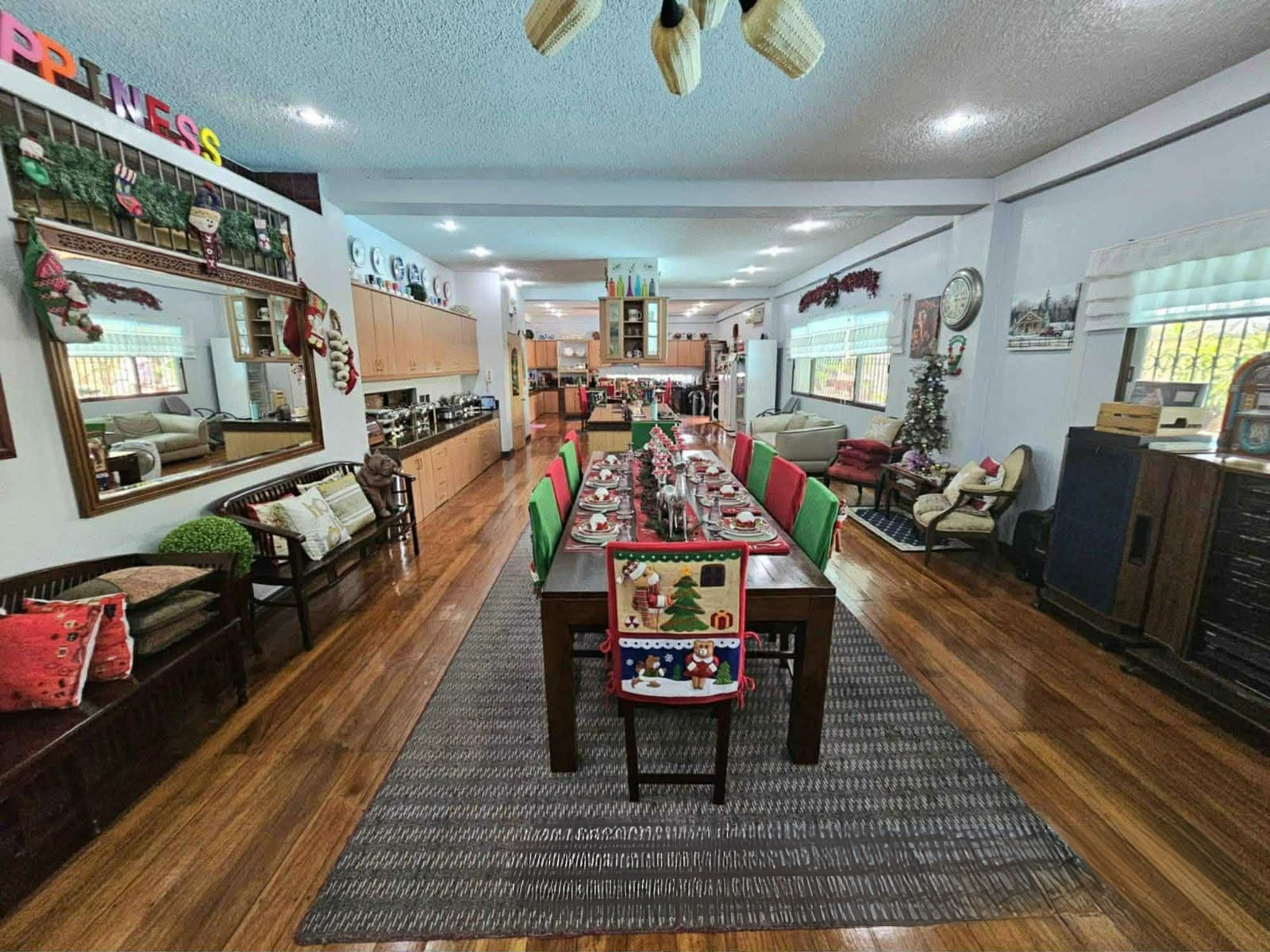Grand5-BedroomResthouseforSaleinStatelandHillsSubd.,GeneralTrias,Cavite-13.jpg
