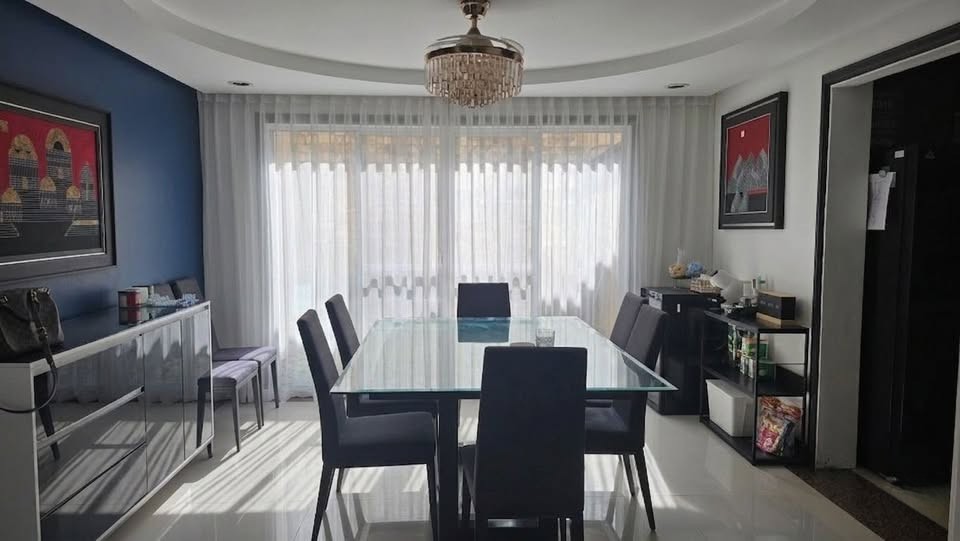 4-BedroomTownhouseforSaleinValleVerde,Pasig-3.jpg