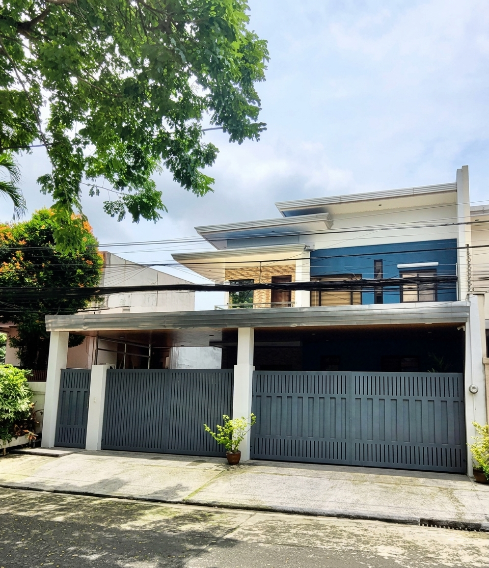6-BedroomHouseandLotforSaleinDoñaFaustinaVillage,QuezonCity-1.jpg