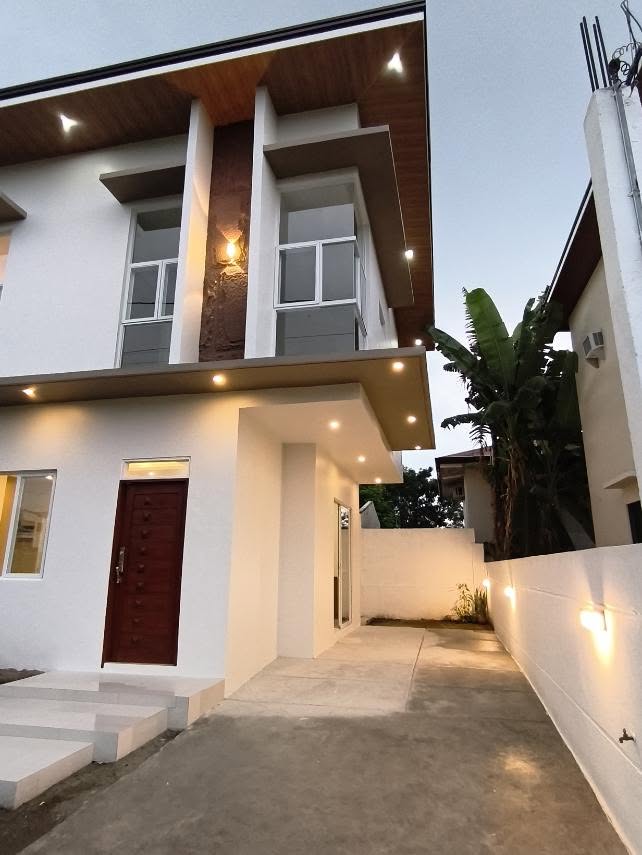 4-BedroomHouseandLotforSaleinAvidaSettings,Nuvali,Laguna-2.jpg