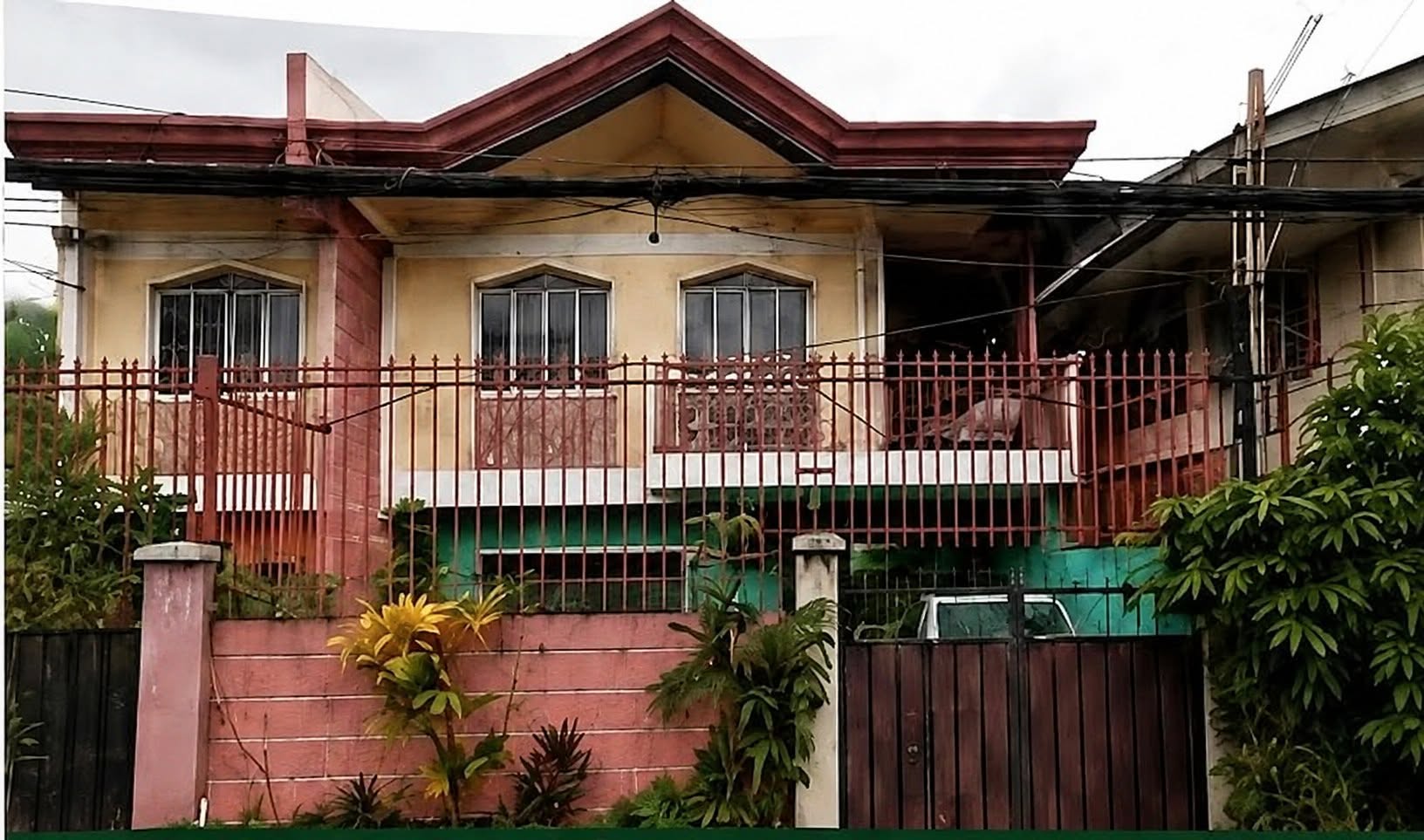 5-BedroomHouseandLotforSaleinSikatunaVillage,QuezonCity-1.jpg