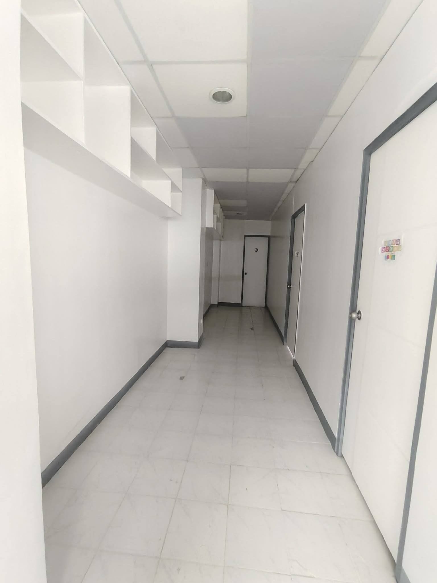 40SQMCommercialOfficeSpaceforLeasenearQuezonAve.,QuezonCity-9.jpg