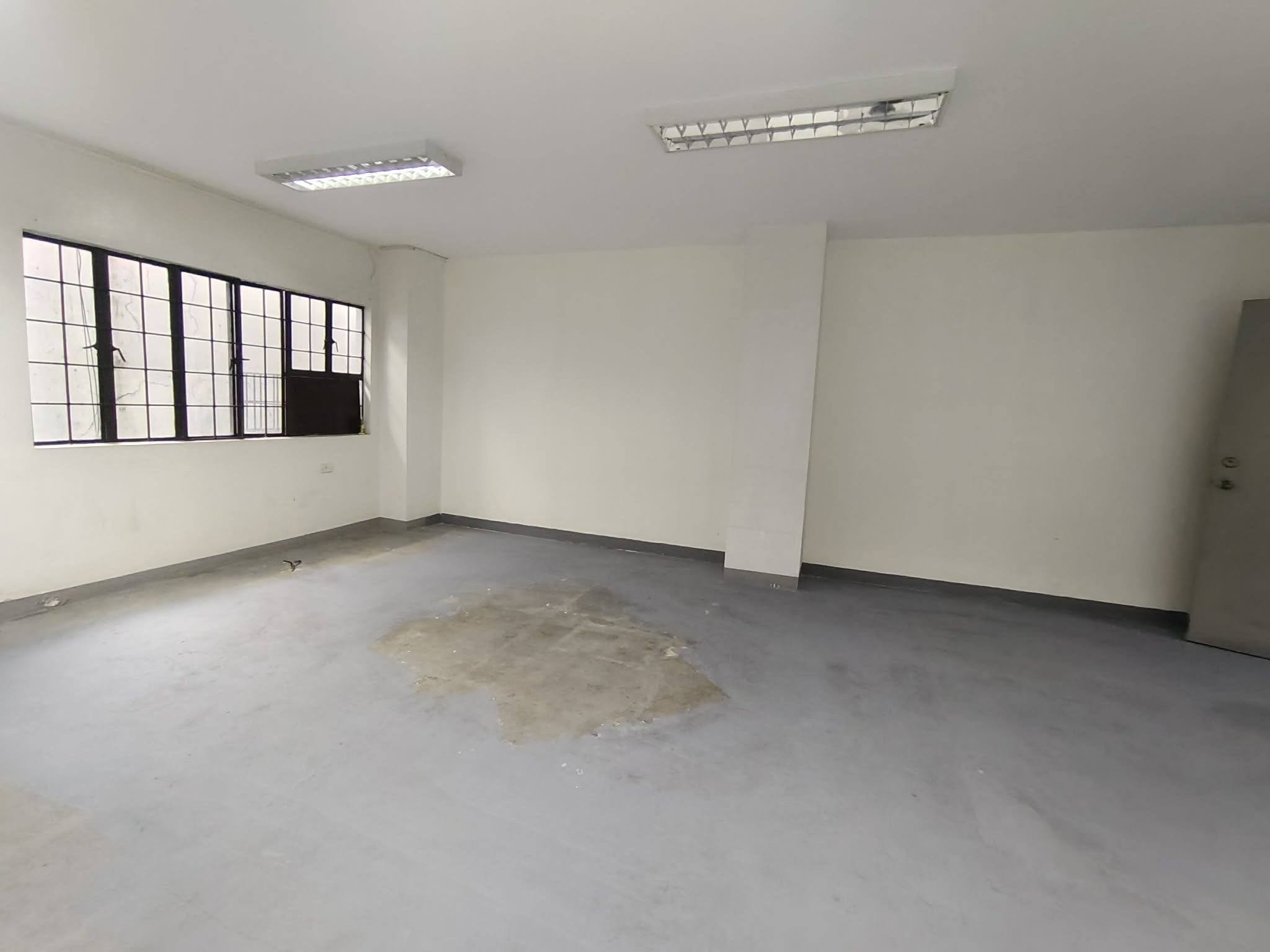 40SQMCommercialOfficeSpaceforLeasenearQuezonAve.,QuezonCity-1.jpg