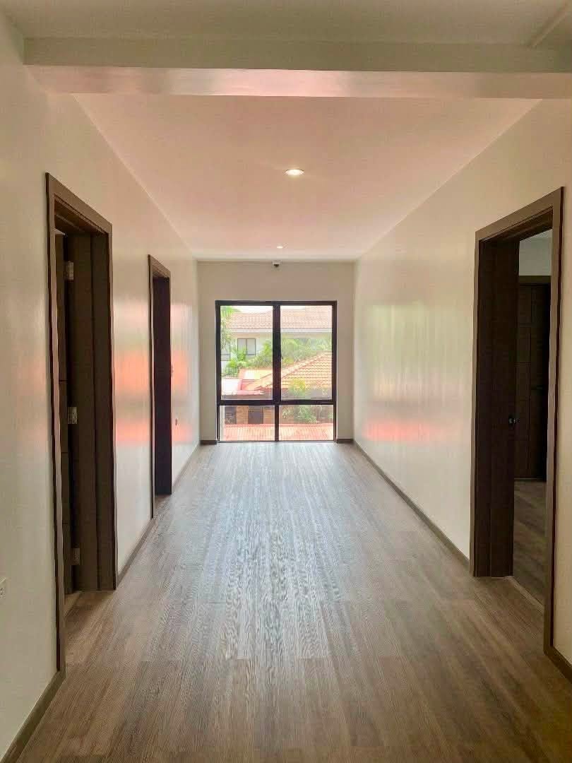 5-BedroomHouseandLotforSaleinTierraNueva,Alabang,Muntinlupa-8.jpg