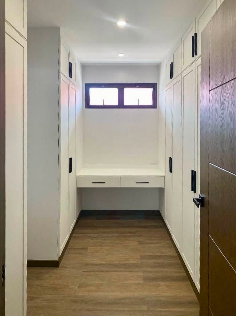 5-BedroomHouseandLotforSaleinTierraNueva,Alabang,Muntinlupa-11.jpg