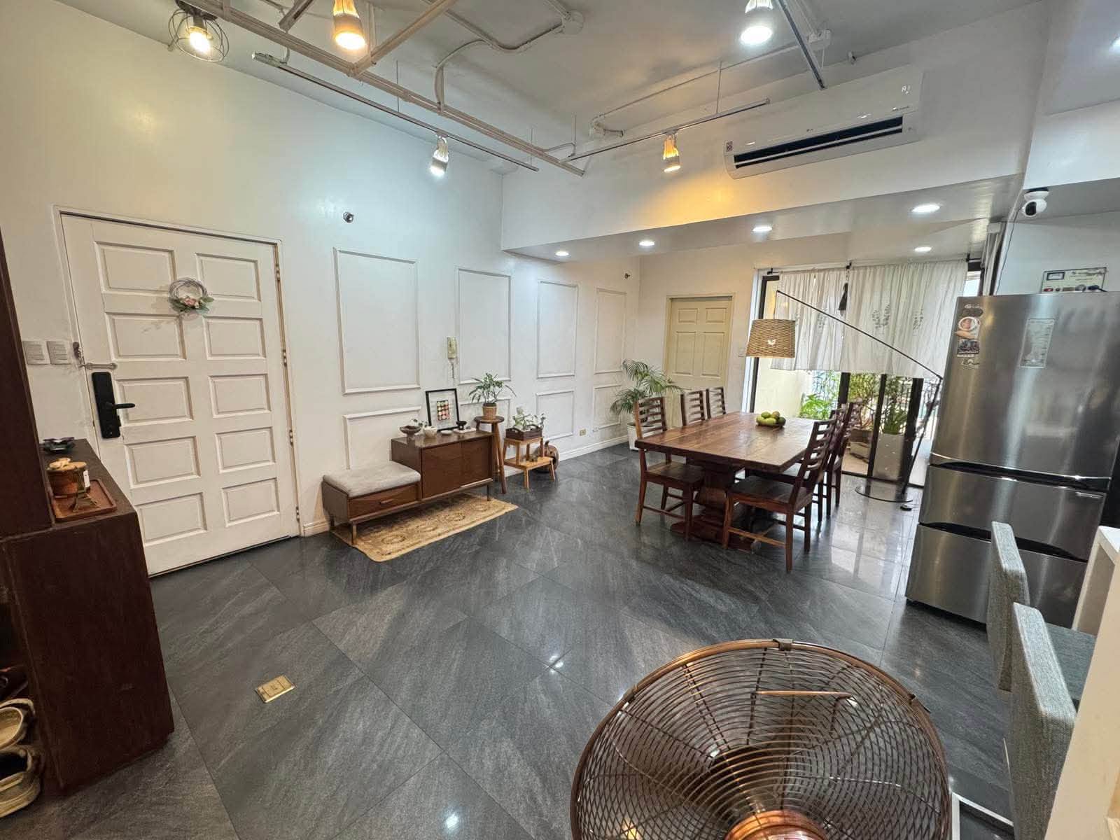 3-BedroomCondoUnitforSaleinSkywayTwinTowers,Pasig-1.jpg