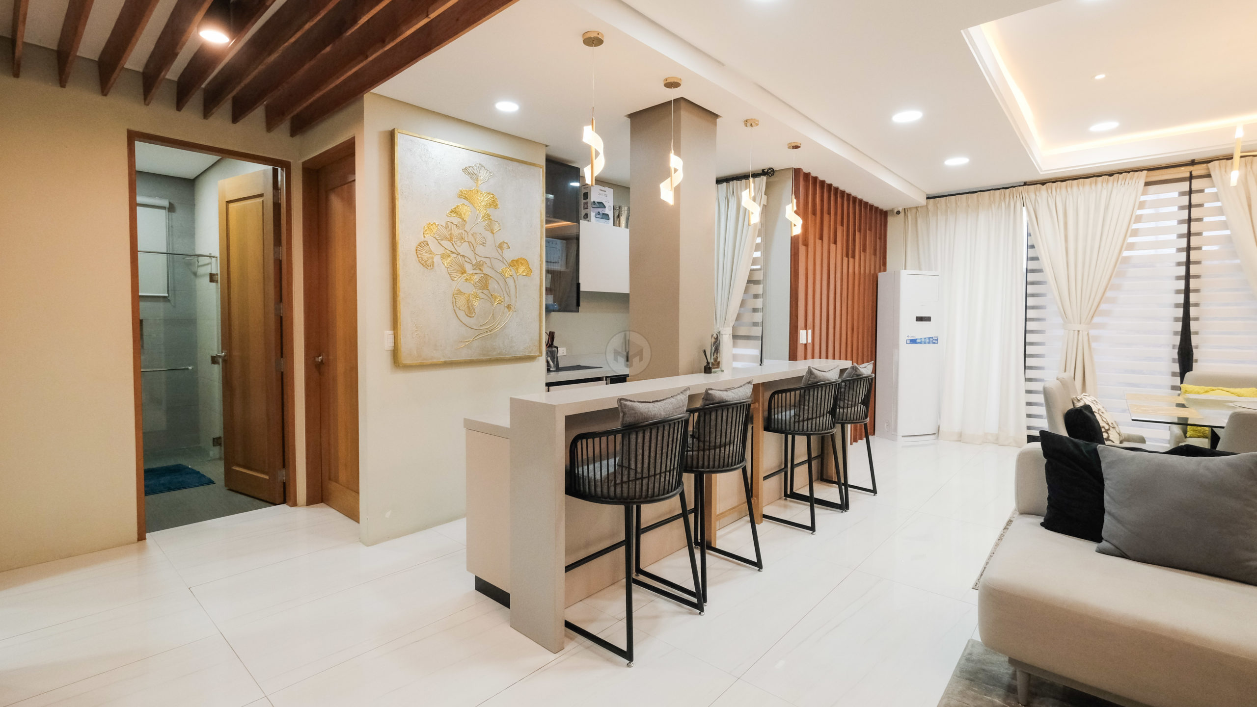 2-BedroomHouseandLotforSaleinTheEnclaveAlabang-4.jpg