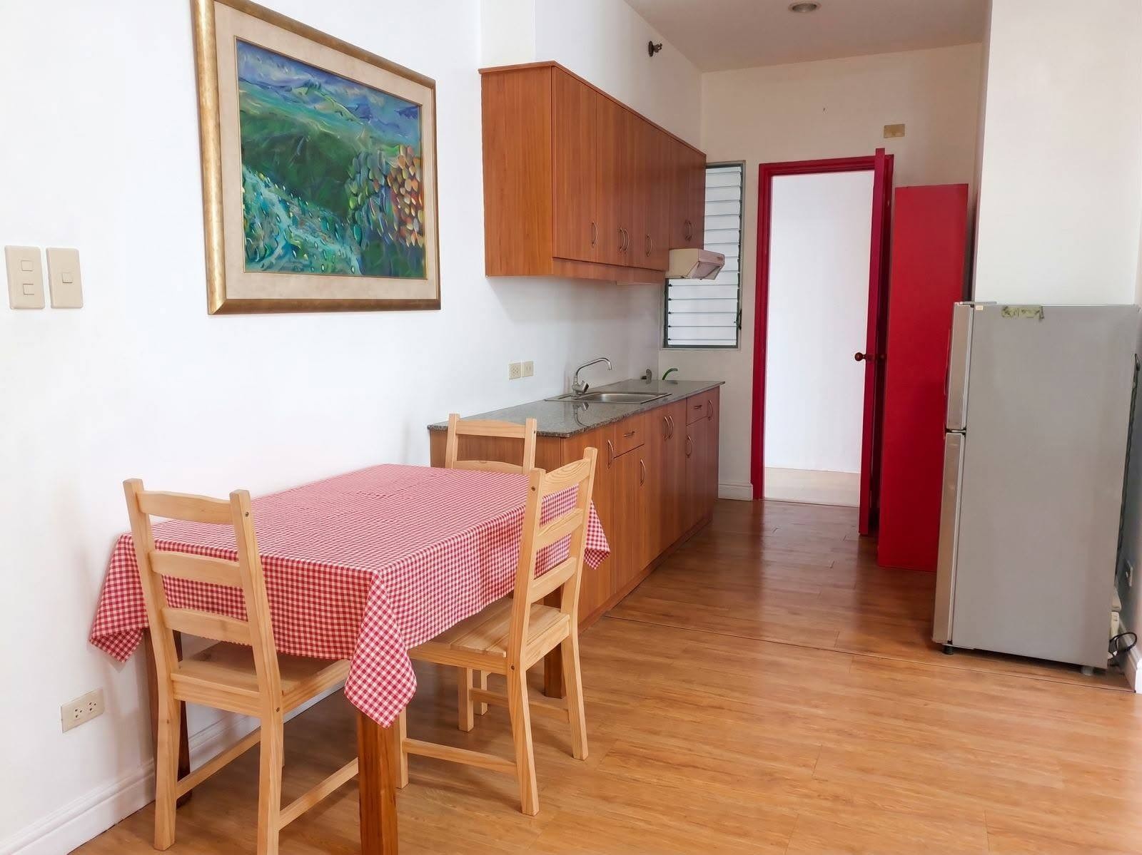 1-BedromCondoUnitforLeaseinAlphaSalcedo,MakatiCity-1.jpg