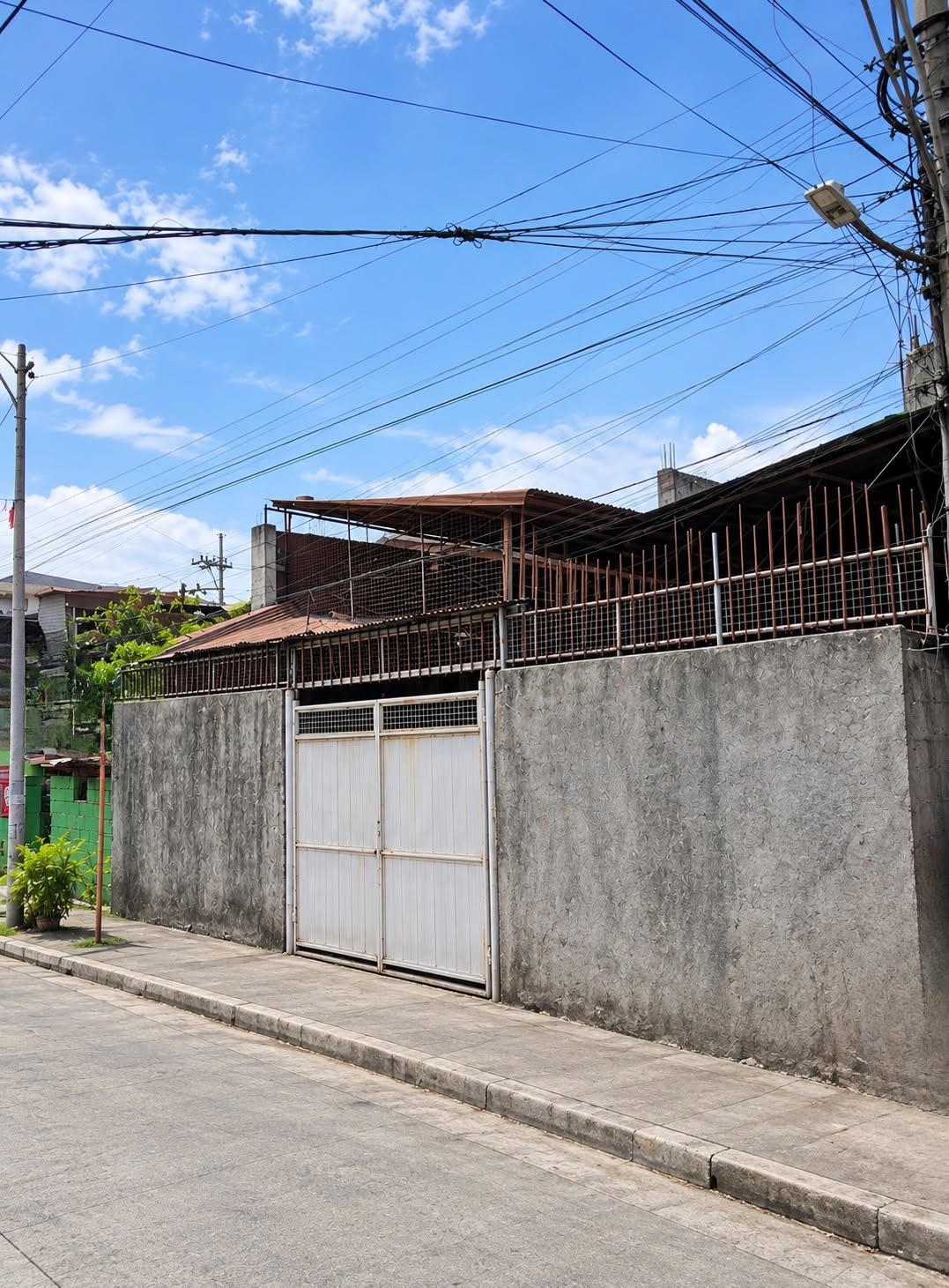 1,172SQMCommercialPropertyforSaleinLaLoma,QuezonCity-2.jpg