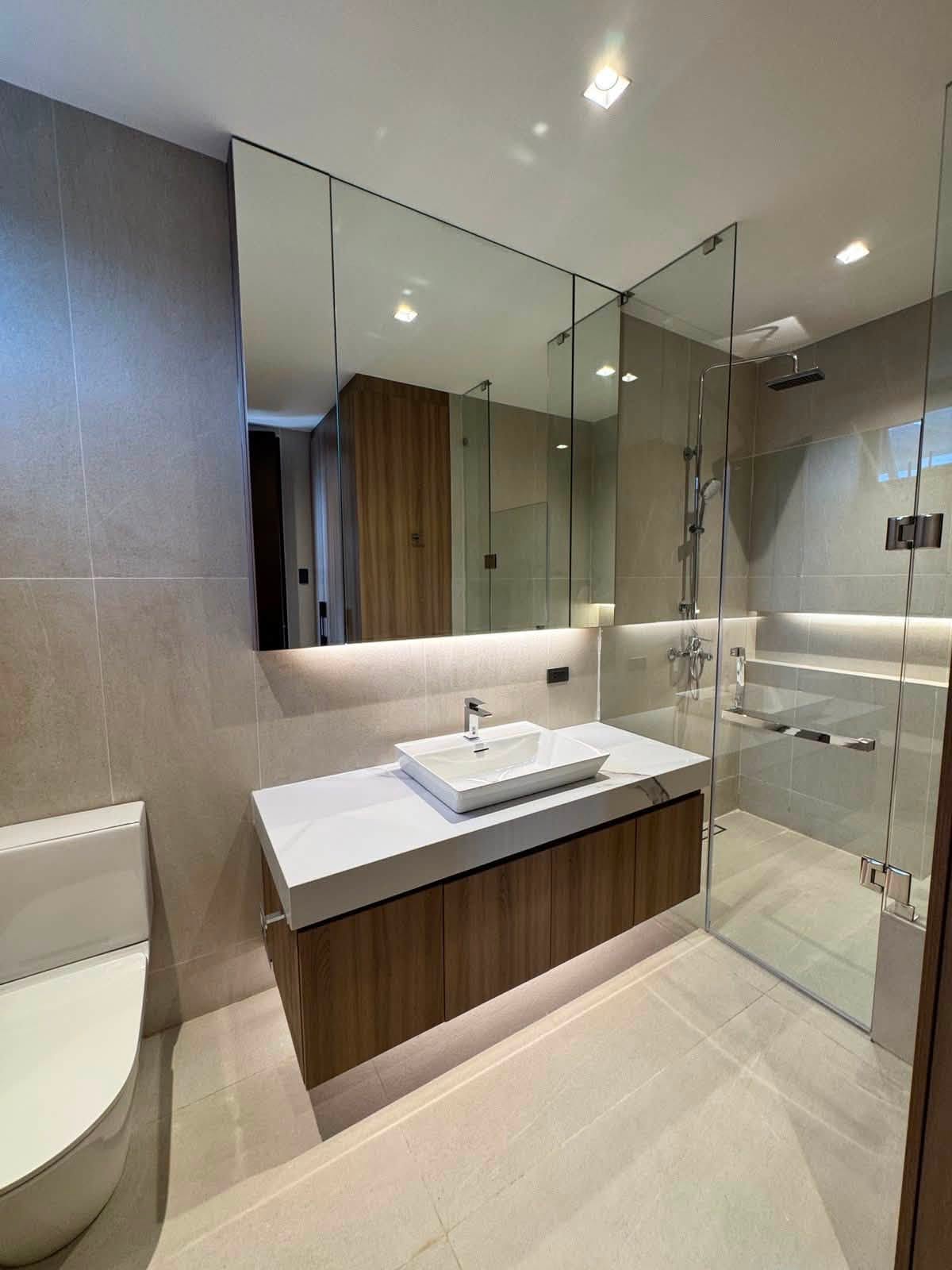 8-BedroomHouseandLotforSaleinAyalaAlabang,Muntinlupa-10.jpg