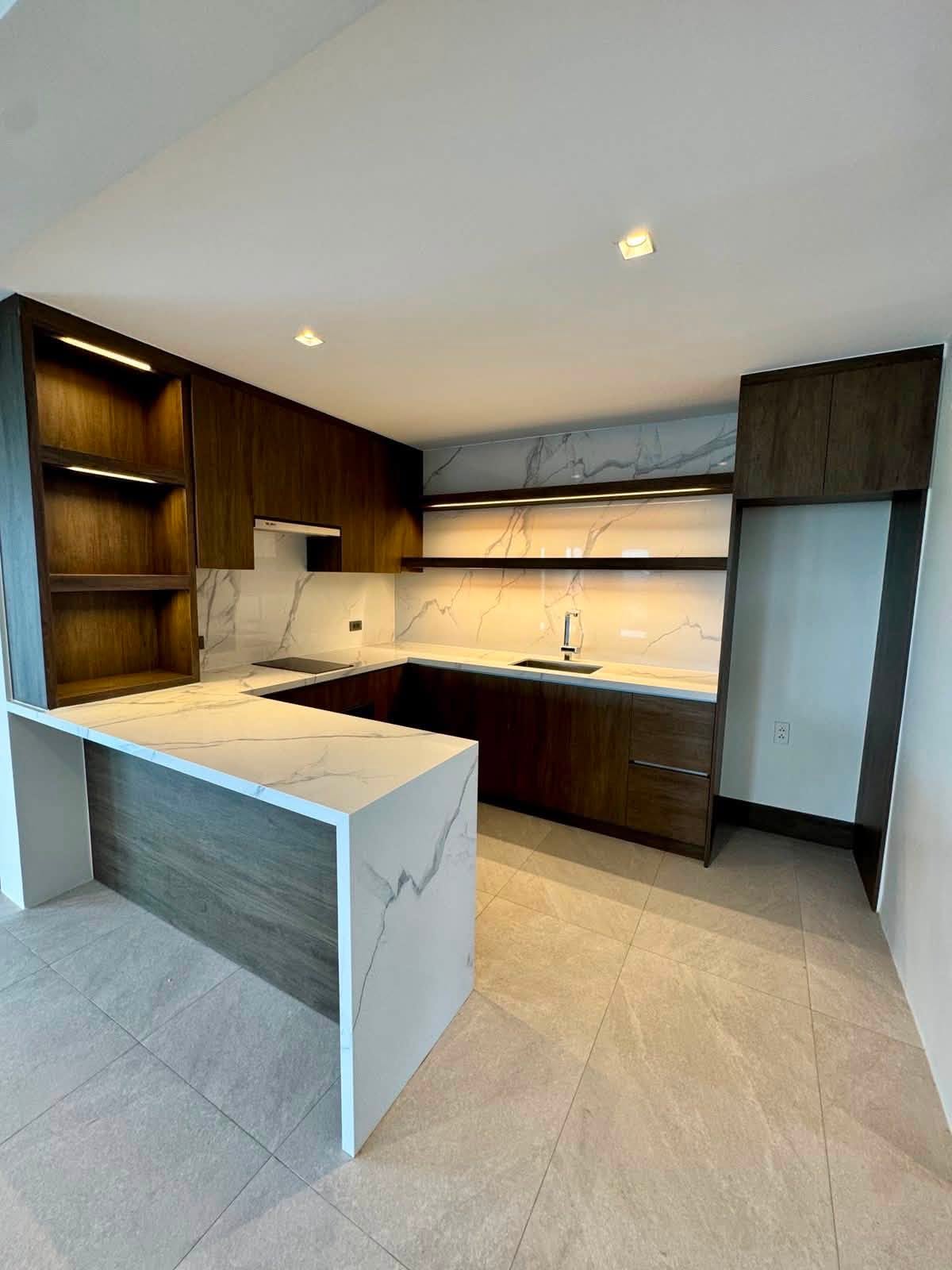 8-BedroomHouseandLotforSaleinAyalaAlabang,Muntinlupa-5.jpg