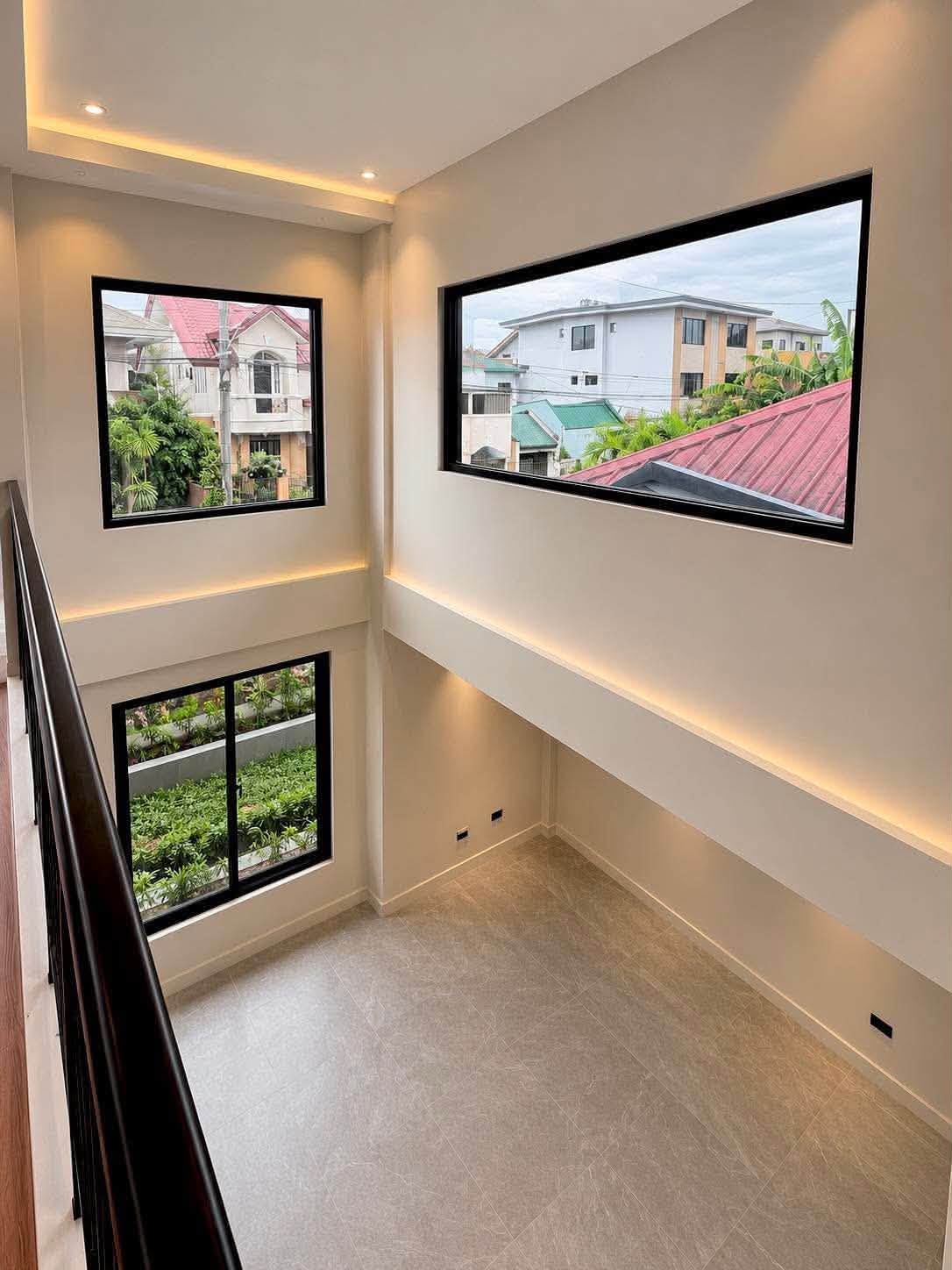 4-BedroomHouseandLotforSaleinGreenwoodsExecutiveVillage,Taytay,Rizal-17.jpg