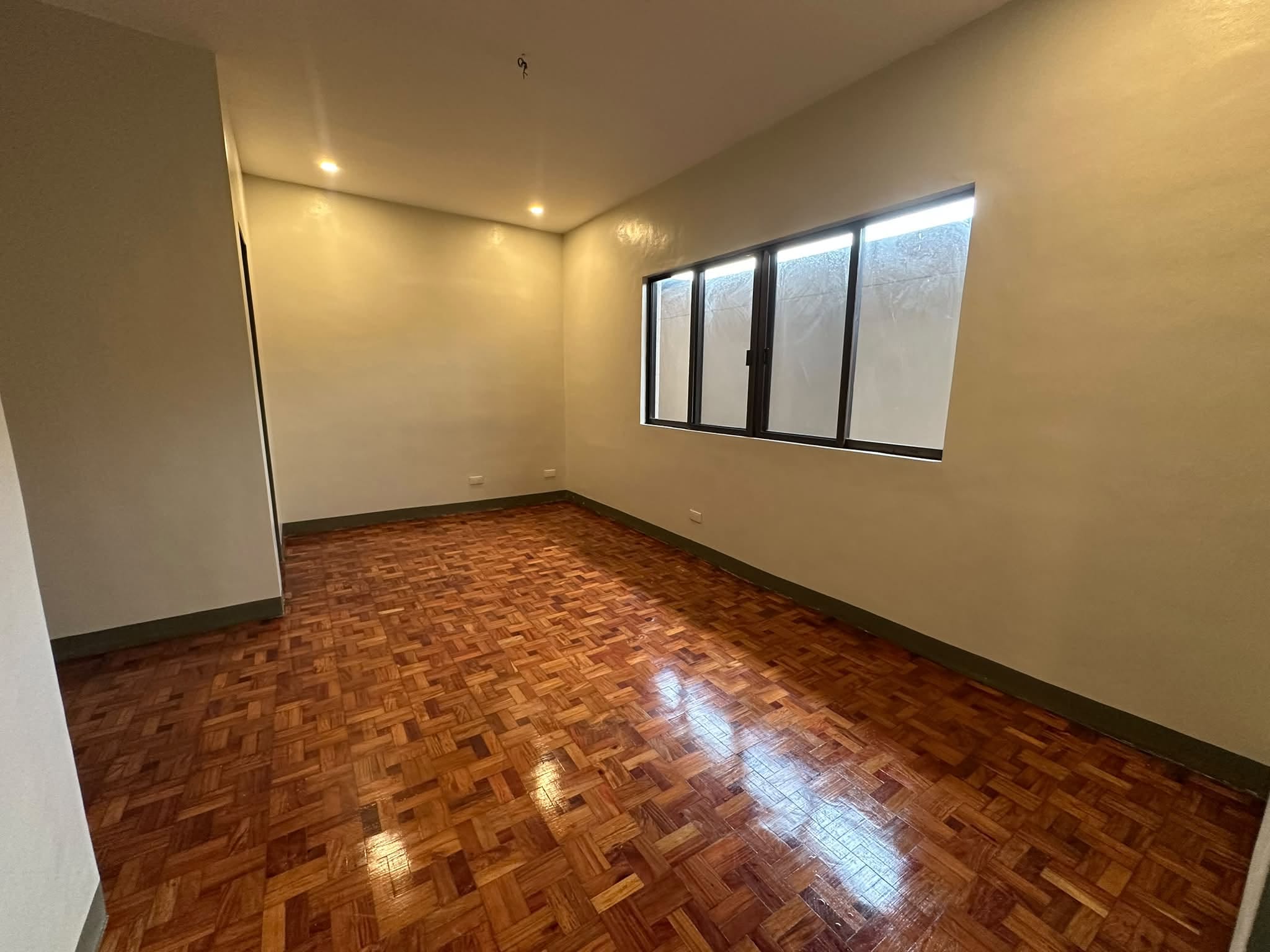 5-BedroomHouseandLotforSaleinQuezonCity-20.jpg.jpg