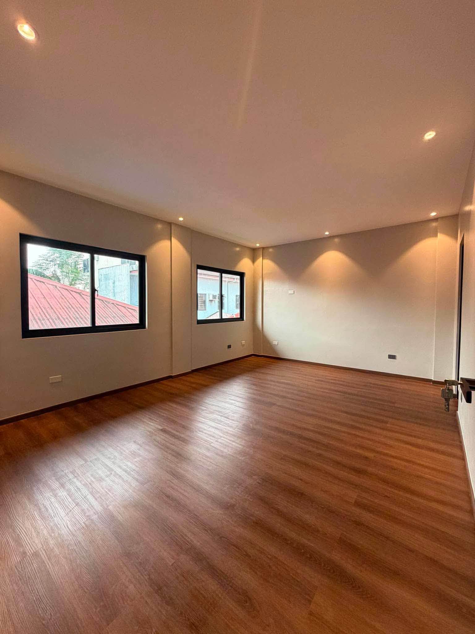 4-BedroomHouseandLotforSaleinGreenwoodsExecutiveVillage,Taytay,Rizal-10.jpg