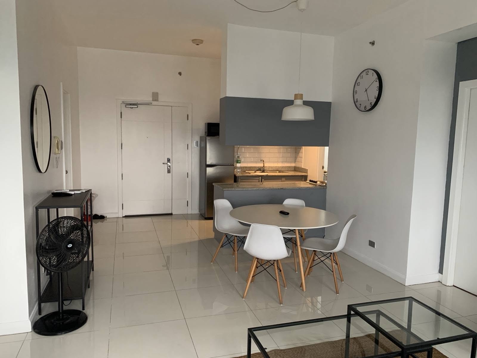 2-BedroomPenthouseCondoUnitforLeaseinChimesGreenhills,SanJuan-2.jpg