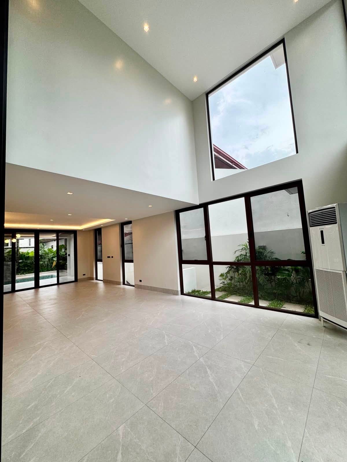 8-BedroomHouseandLotforSaleinAyalaAlabang,Muntinlupa-3.jpg