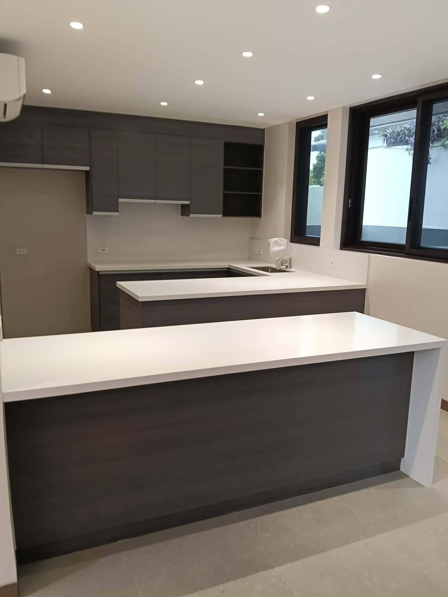 5-BedroomHouseandLotforLeaseinMcKinleyHillVillage,TaguigCity-4.jpg