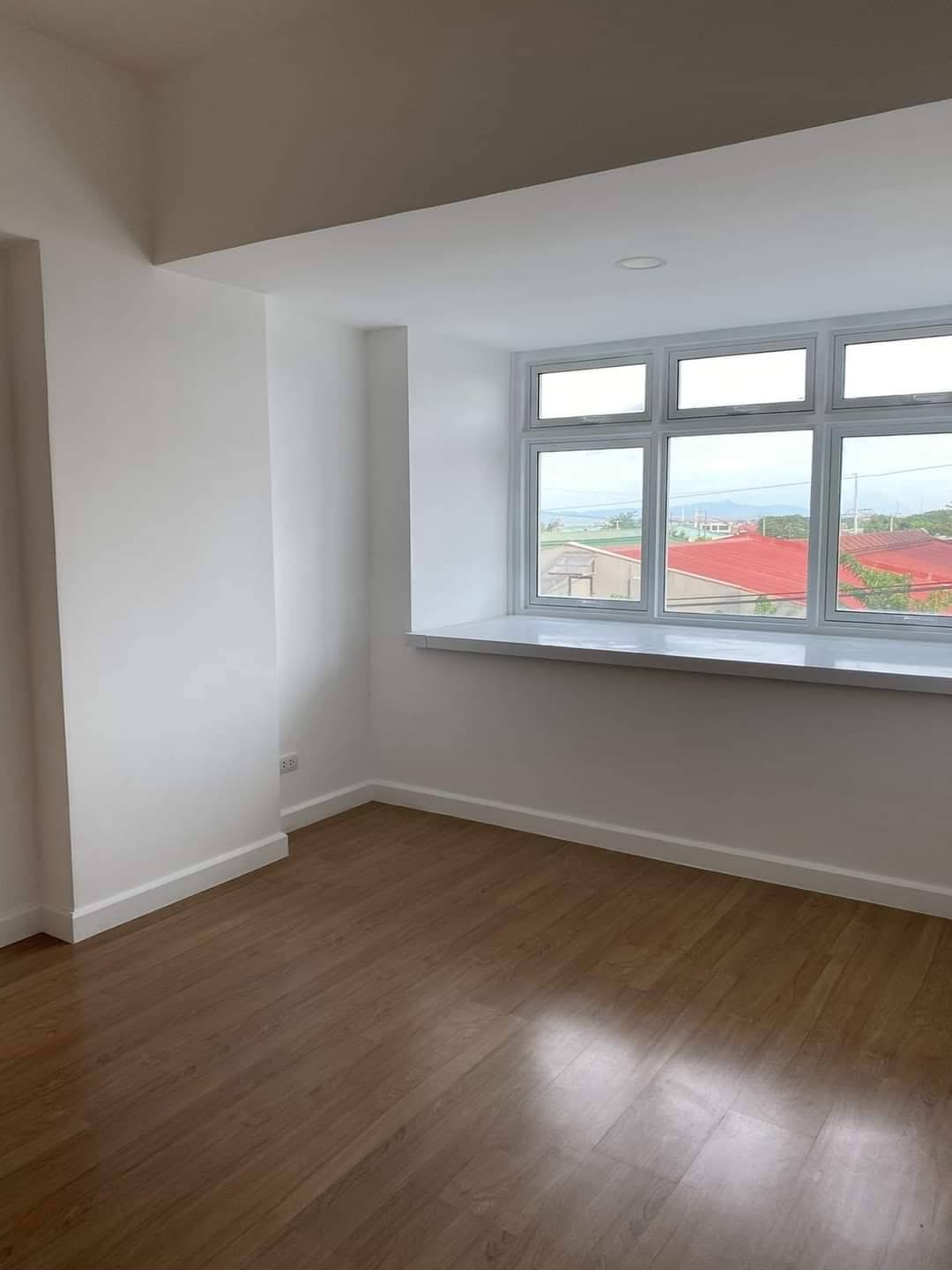1-BedroomCondoUnitforLeaseatVerandainArcaSouth,Taguig-3.jpg