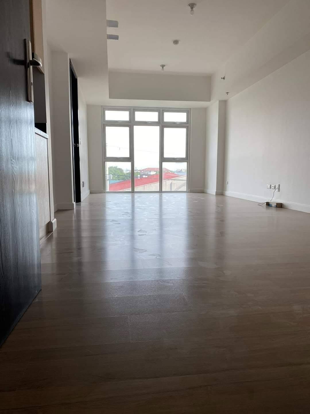 1-BedroomCondoUnitforLeaseatVerandainArcaSouth,Taguig-1.jpg