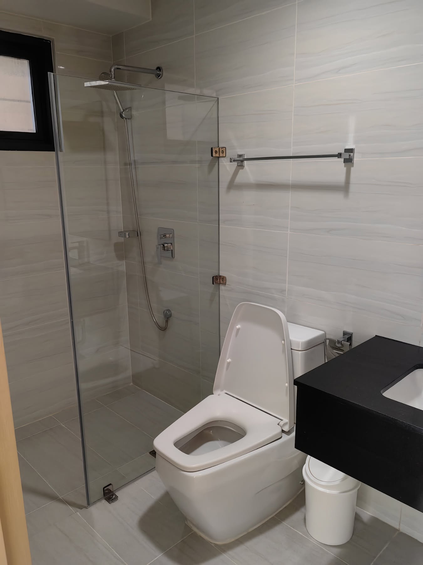 2-BedroomCondoUnitforLeaseinTheSandstoneatPortico,PasigCity-11.jpg