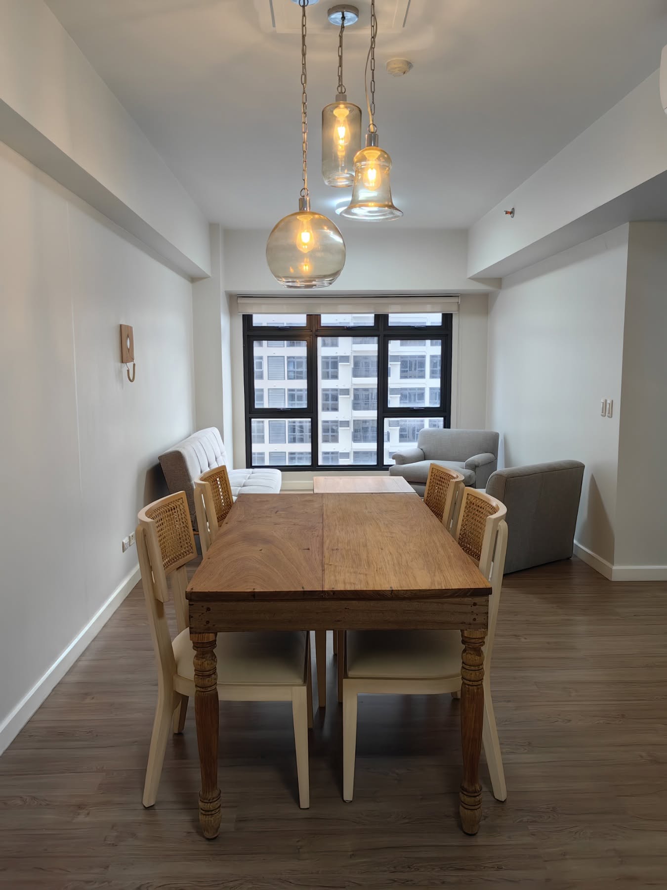2-BedroomCondoUnitforLeaseinTheSandstoneatPortico,PasigCity-4.jpg