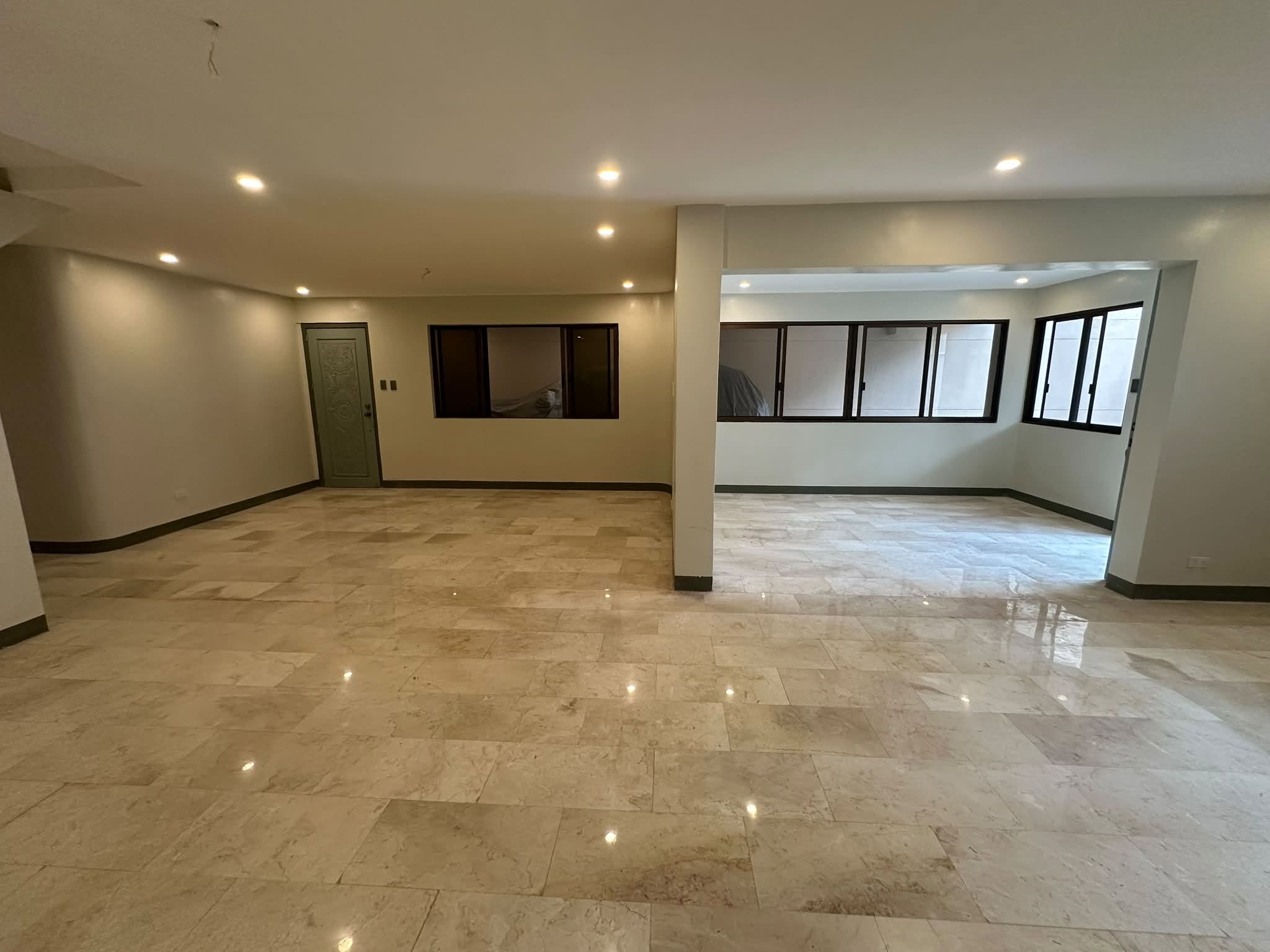 5-BedroomHouseandLotforSaleinQuezonCity-6.jpg