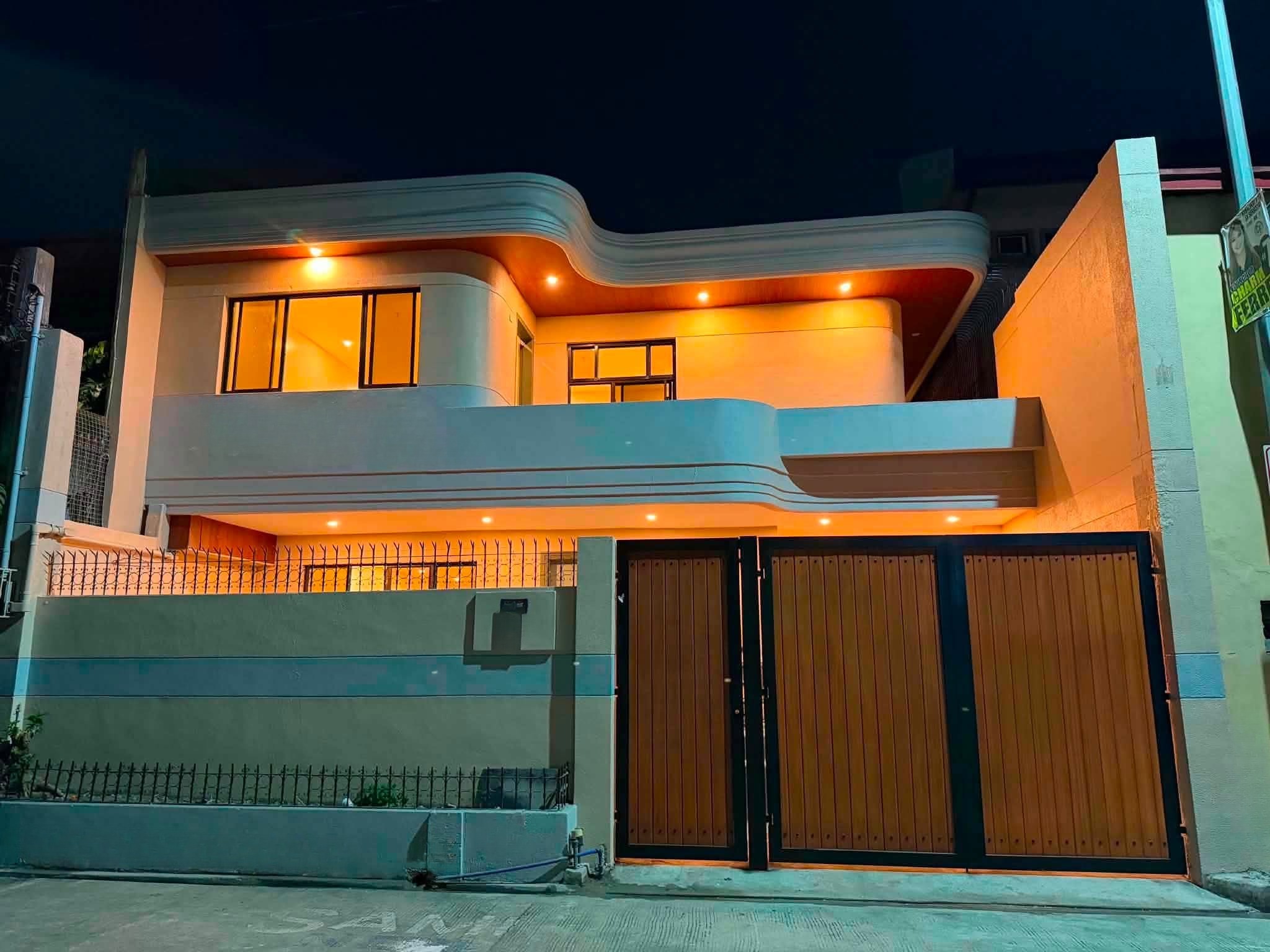 5-BedroomHouseandLotforSaleinQuezonCity-1.jpg