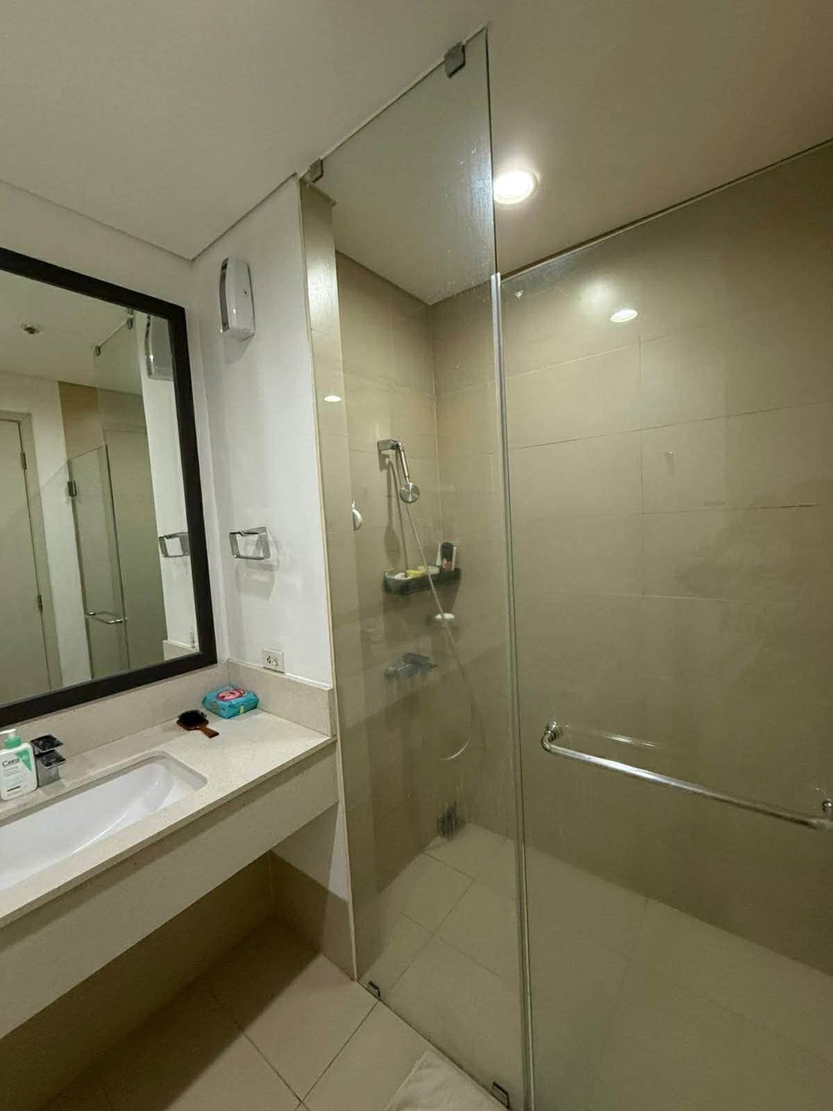2-BedroomCondoUnitforSaleinAryaResidences,BGC,TaguigCity-13.jpg