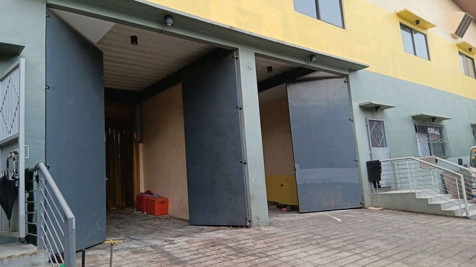 3-StoreyCommercialBuildingforLeaseinSta.MesaHeights,QuezonCity-13.jpg