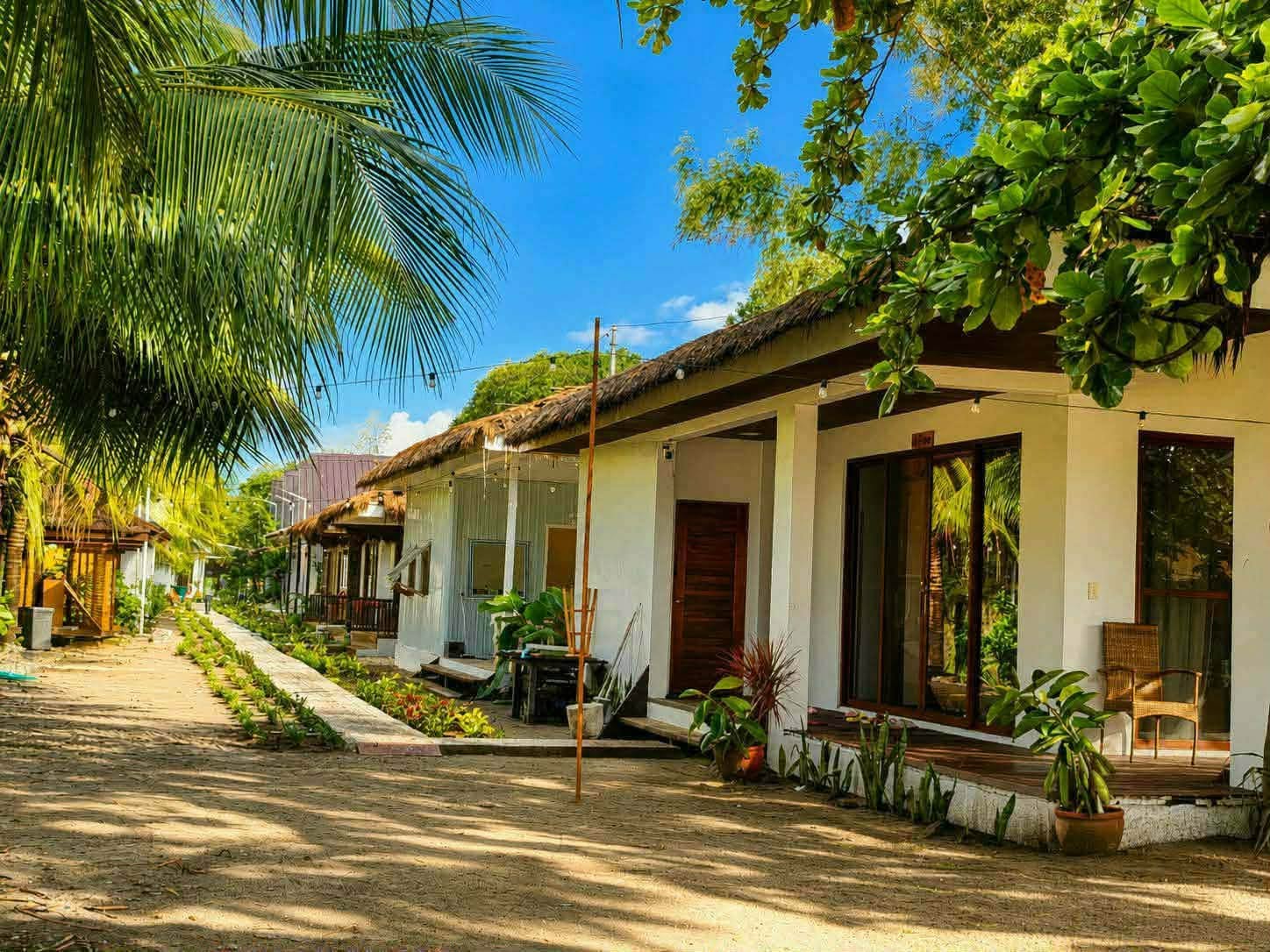3,200SQMIncomeGeneratingBeachfrontResortforSaleinPalauig,Zambales-9.jpg