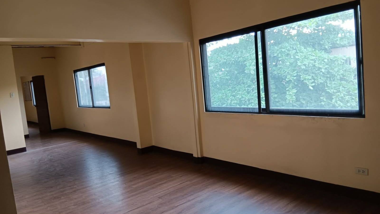 3-StoreyCommercialBuildingforLeaseinSta.MesaHeights,QuezonCity-8.jpg