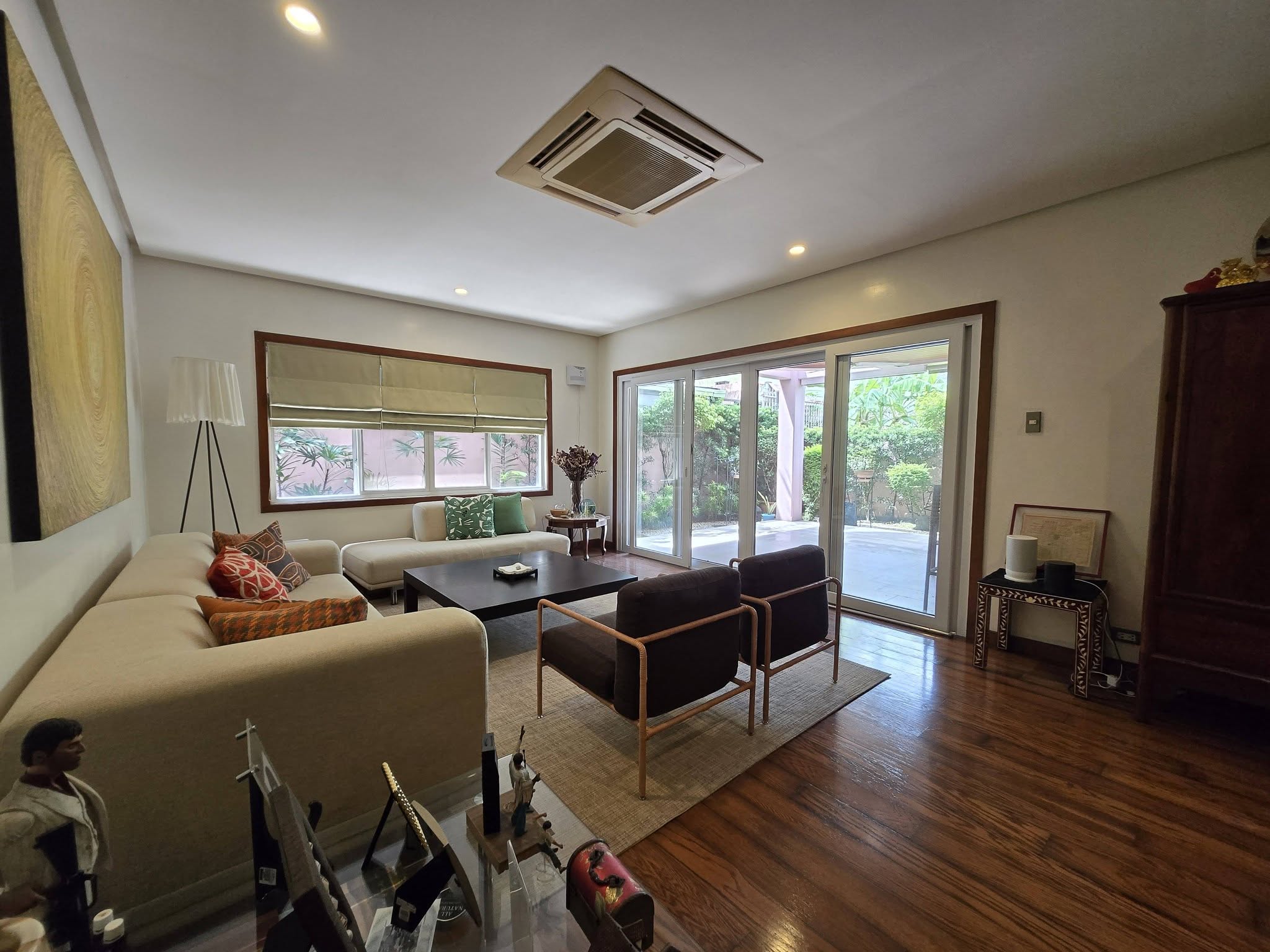 4-BedroomHouseandLotforSaleinAcropolisSubd.,QuezonCity-12.jpg