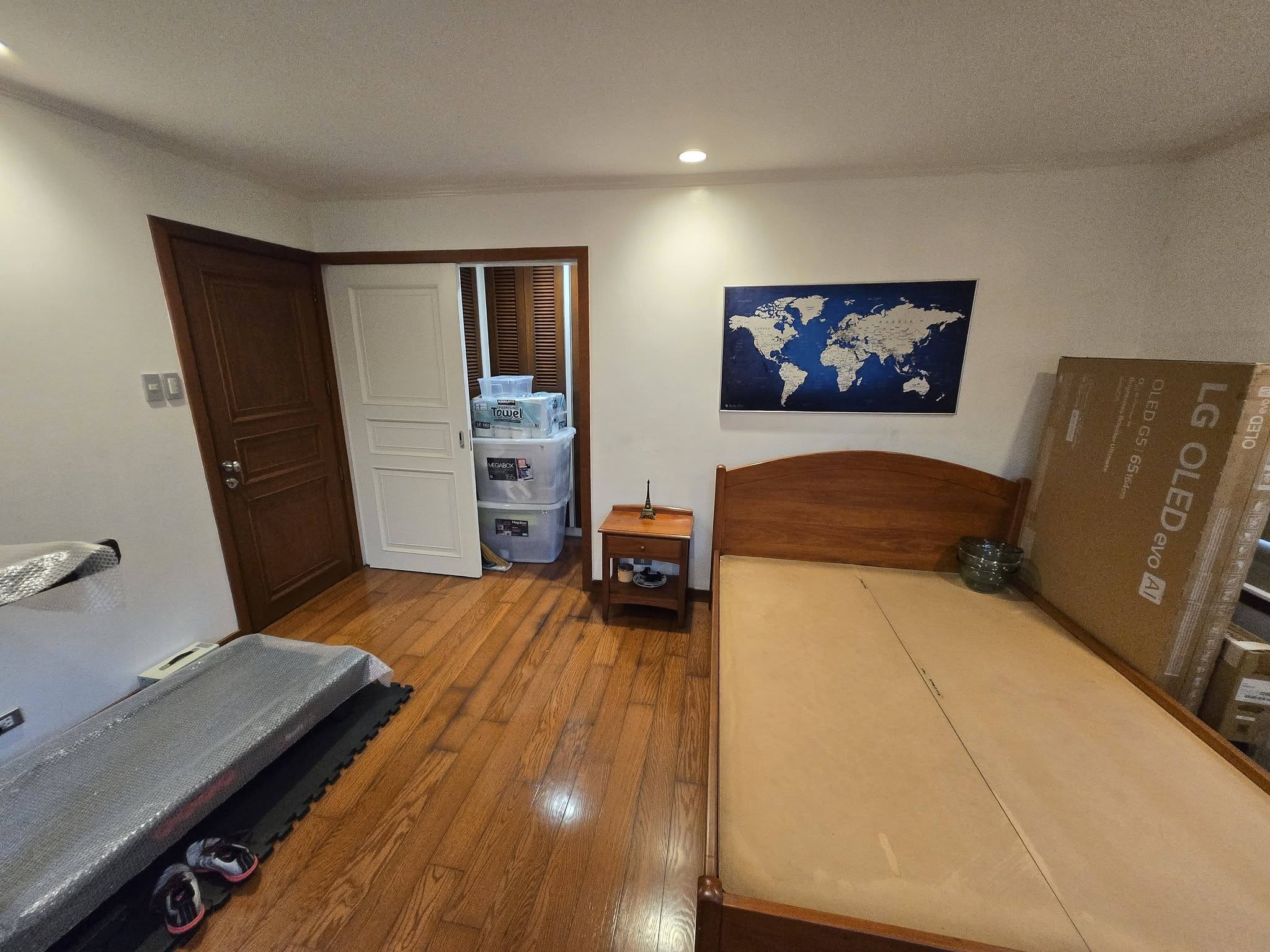 4-BedroomHouseandLotforSaleinAcropolisSubd.,QuezonCity-16.jpg