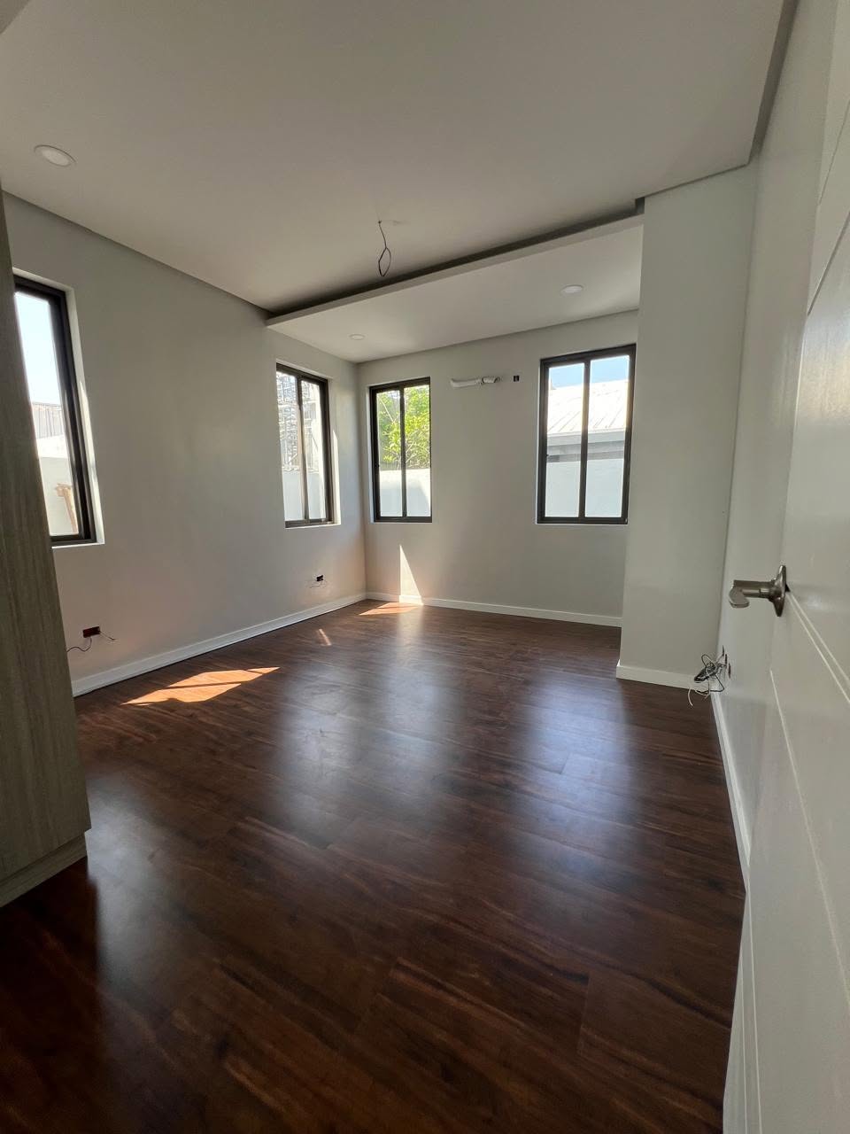 5-BedroomHouseandLotforSaleinBFHomes,Parañaque-8.jpg