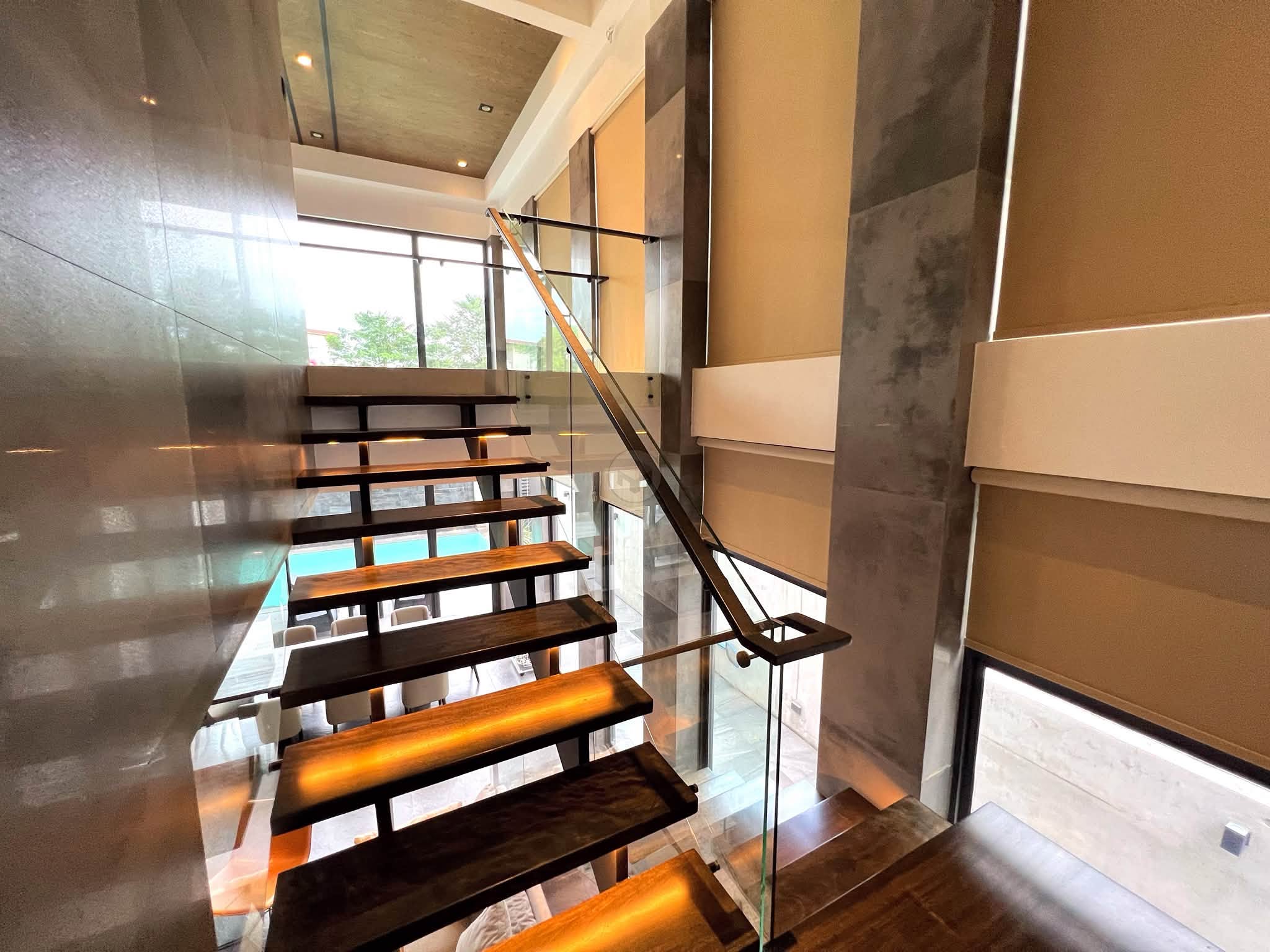 4-BedroomHouseandLotforSaleinVistaRealClassica,QuezonCity-8.jpg