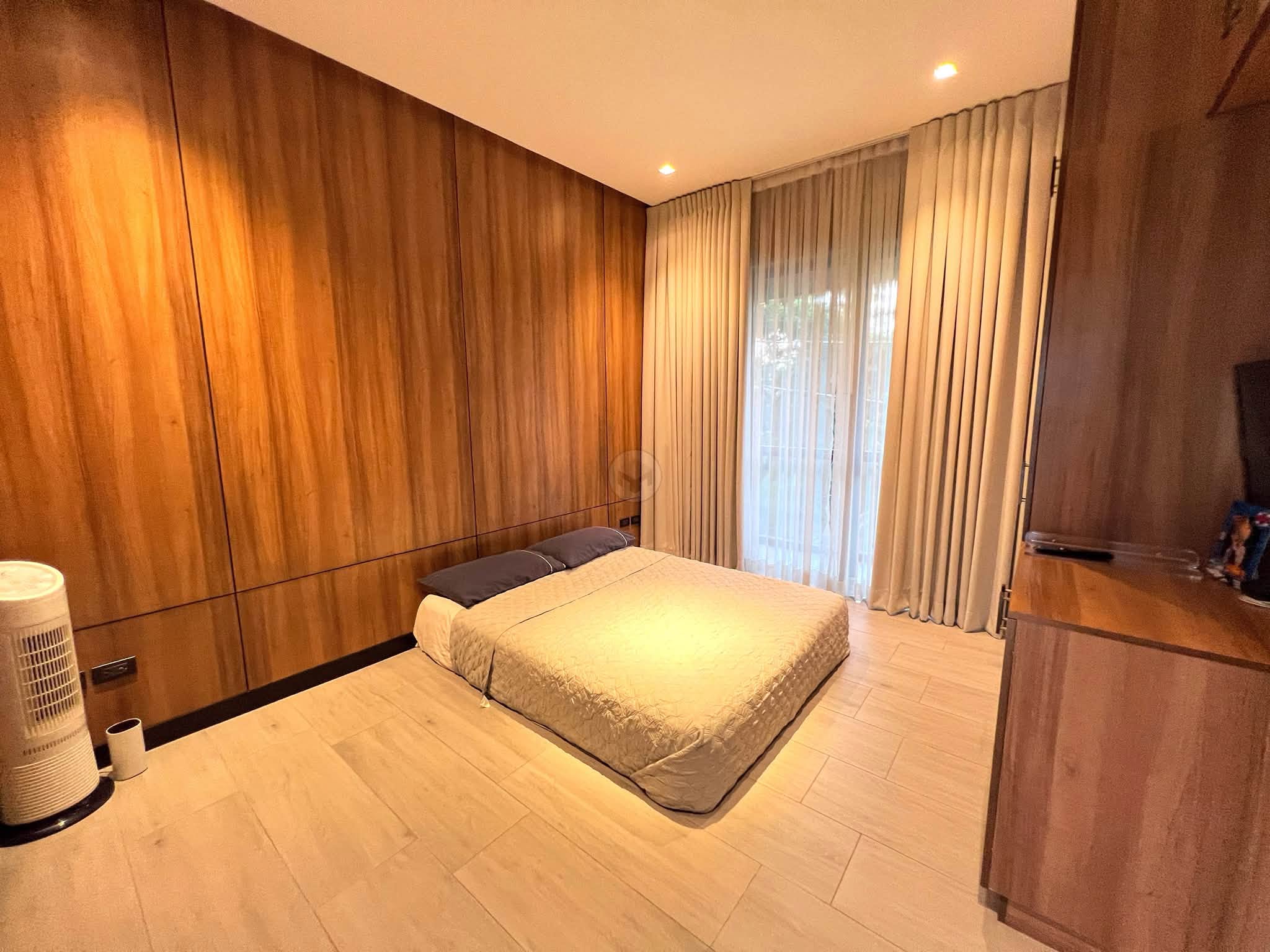 4-BedroomHouseandLotforSaleinVistaRealClassica,QuezonCity-10.jpg