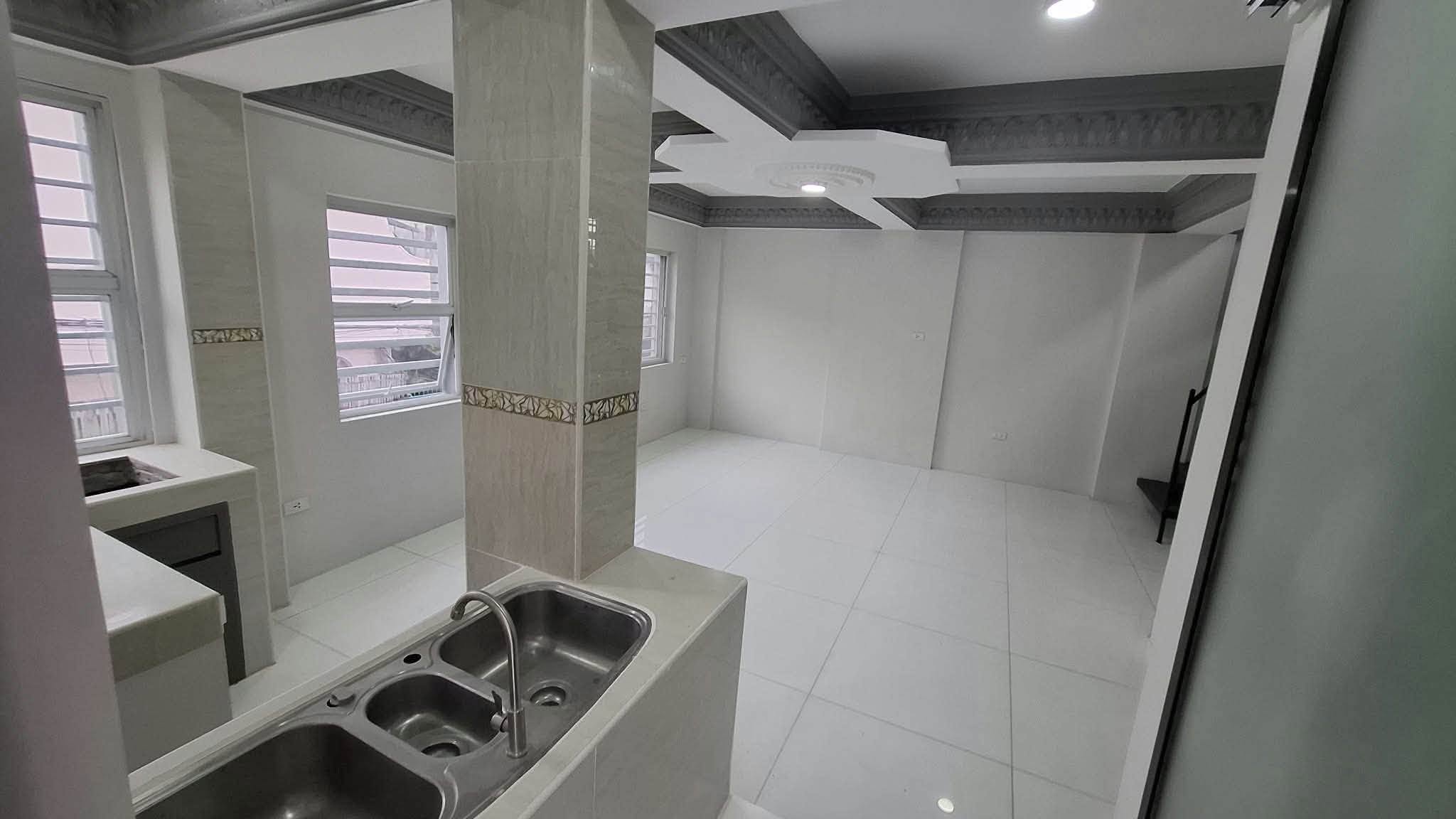 8-BedroomHouseandLotforSaleinGSISVillage,QuezonCity-14.jpg
