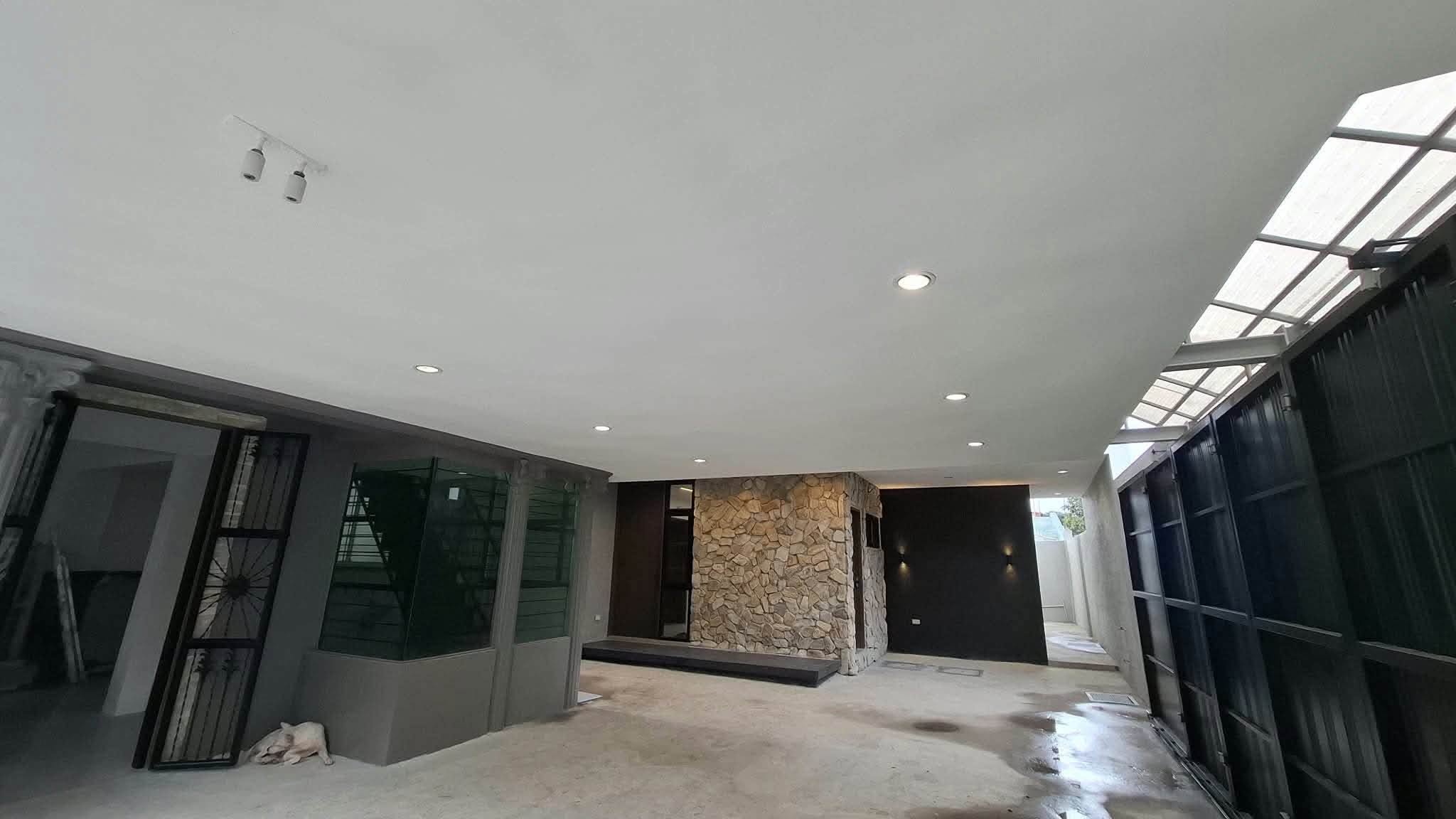 8-BedroomHouseandLotforSaleinGSISVillage,QuezonCity-5.jpg