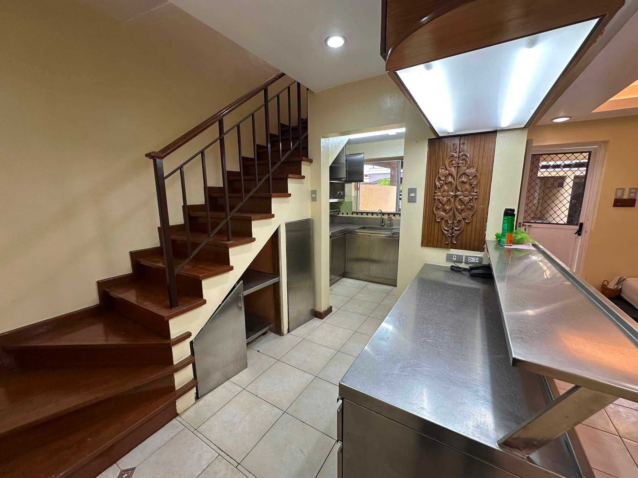3-BedroomTownhouseforSaleinCeladonResidences,Sta.Cruz,Manila-7.jpg