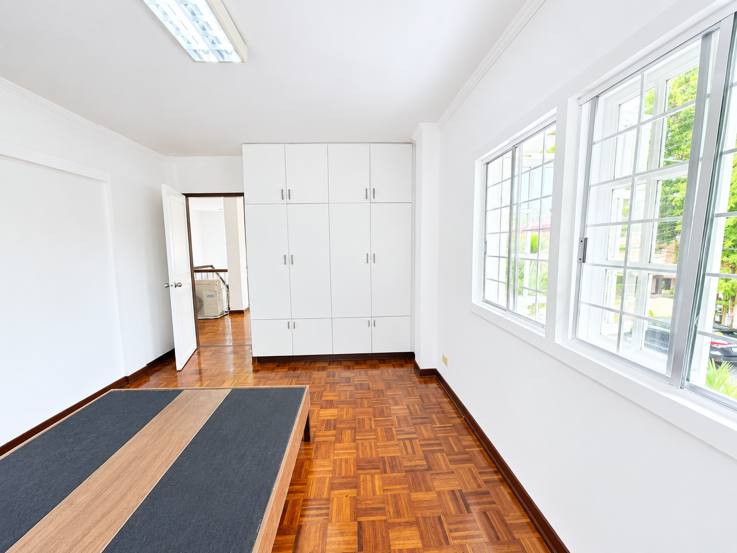 6-BedroomHouseandLotforLeaseinValleVerde,PasigCity-10.jpg