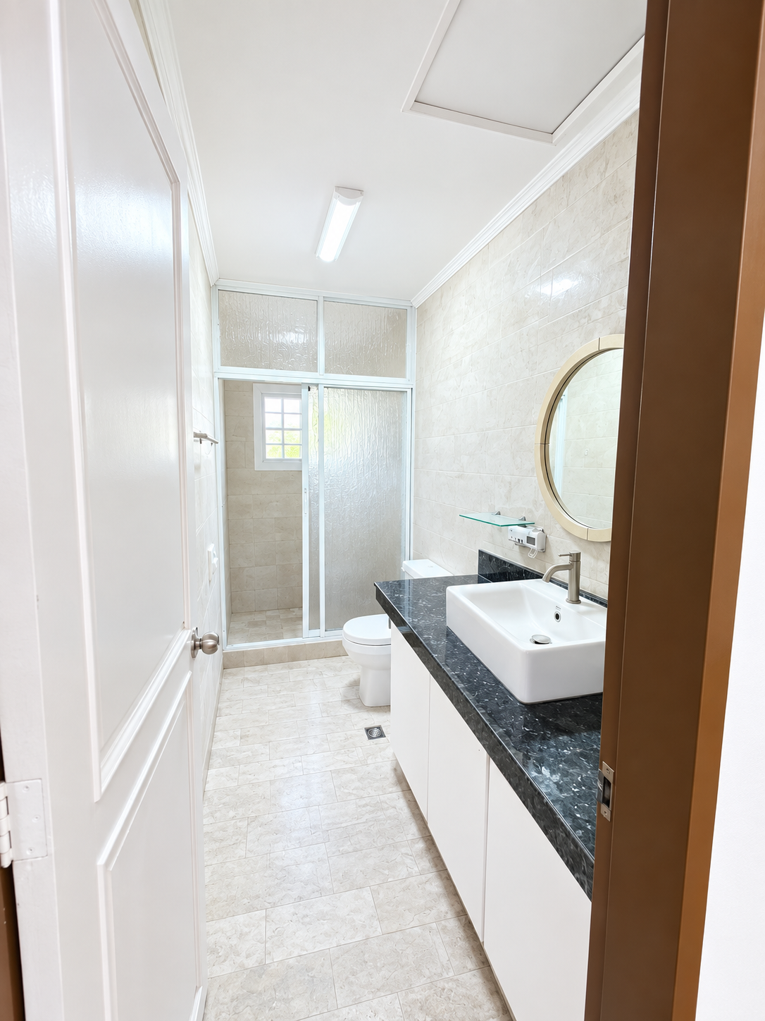 6-BedroomHouseandLotforLeaseinValleVerde,PasigCity-11.jpg