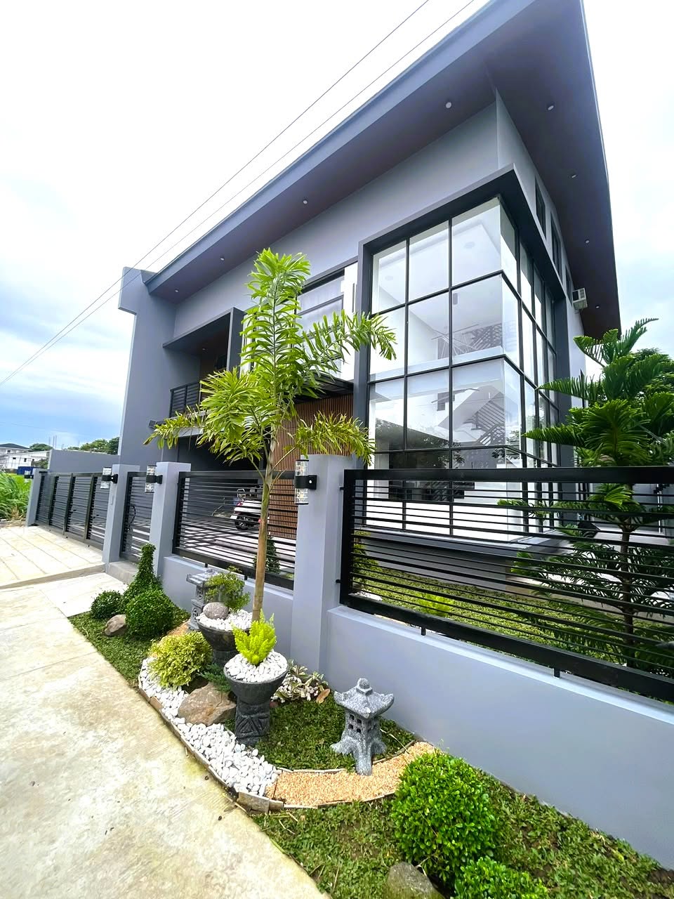 5-BedroomHouseandLotforSaleatTheSonoma,Sta.Rosa,Laguna-1.jpg
