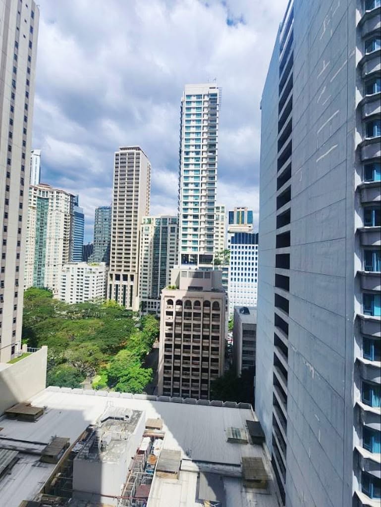 1-BedroomCondoUnitforSaleinSalcedoVillage,MakatiCity-1.jpg
