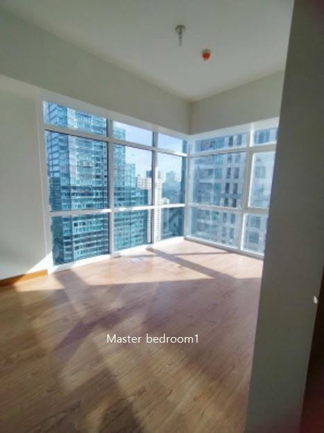 3-BedroomCondoUnitforSaleinMadisonParkWest,BGC,Taguig-1.jpg
