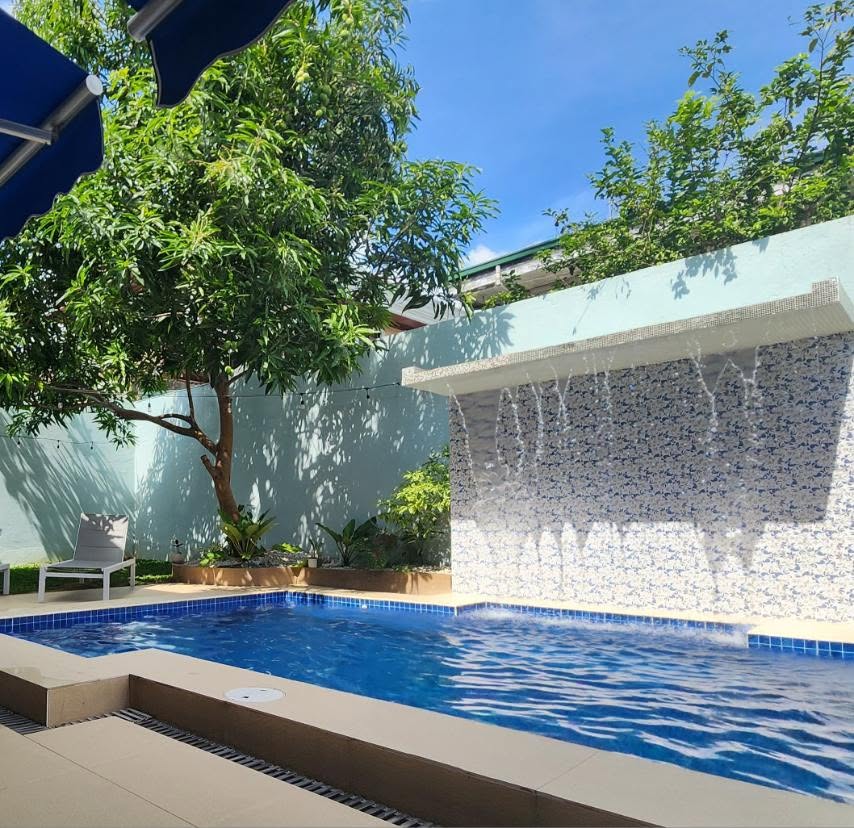 8-BedroomHouseandLotforSaleinMapayapaVillage1,QuezonCity-1.jpg