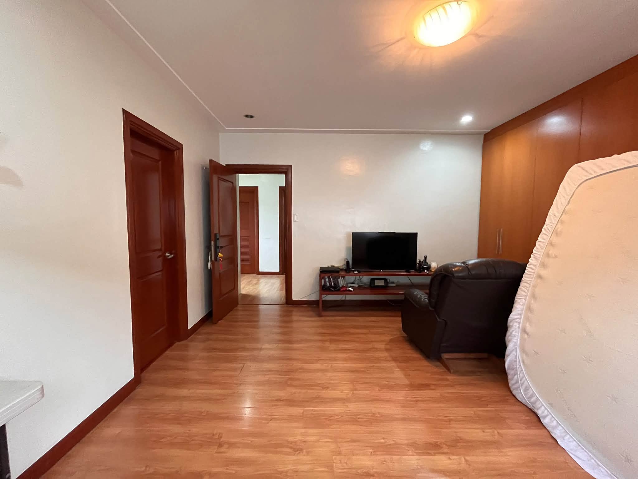 3-BedroomFullyFurnishedTownhouseforSalenearQuezonAve.,QuezonCity-13.jpg