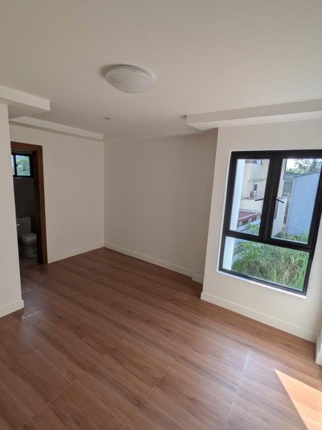 6-BedroomHouseandLotforSaleinGreenwoodsExecutiveVillage,Taytay,Rizal-11.jpg